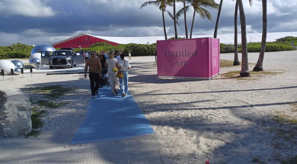 À Miami, Untitled- NADA, le match des dauphins