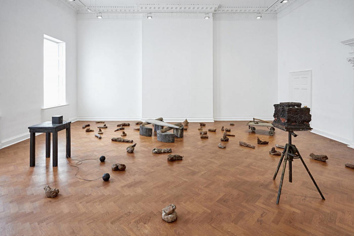 Joseph Beuys, exposition Utopia at the Stag Monuments à la Galerie Thaddaeus Ropac Londres, 17 avril – 16 juin 2018.