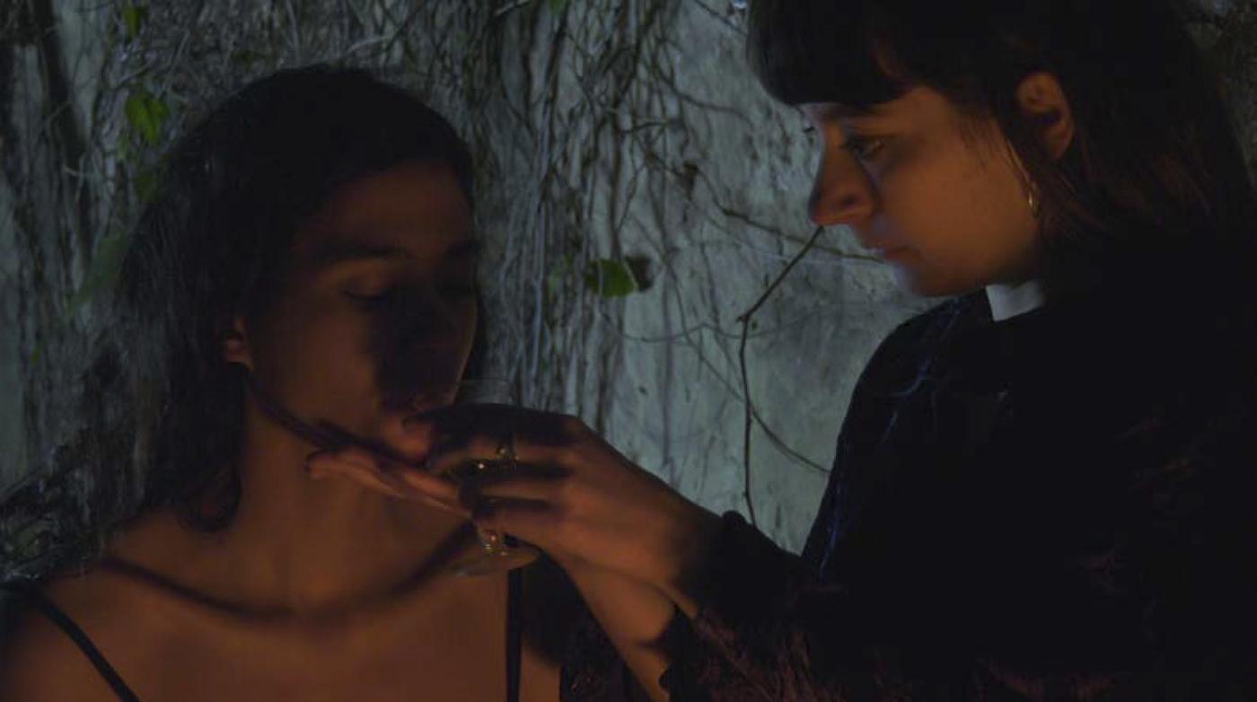 Célia Hay, "Aphra and Aradia", 2018,  film, 54 min, couleur 16/9.
