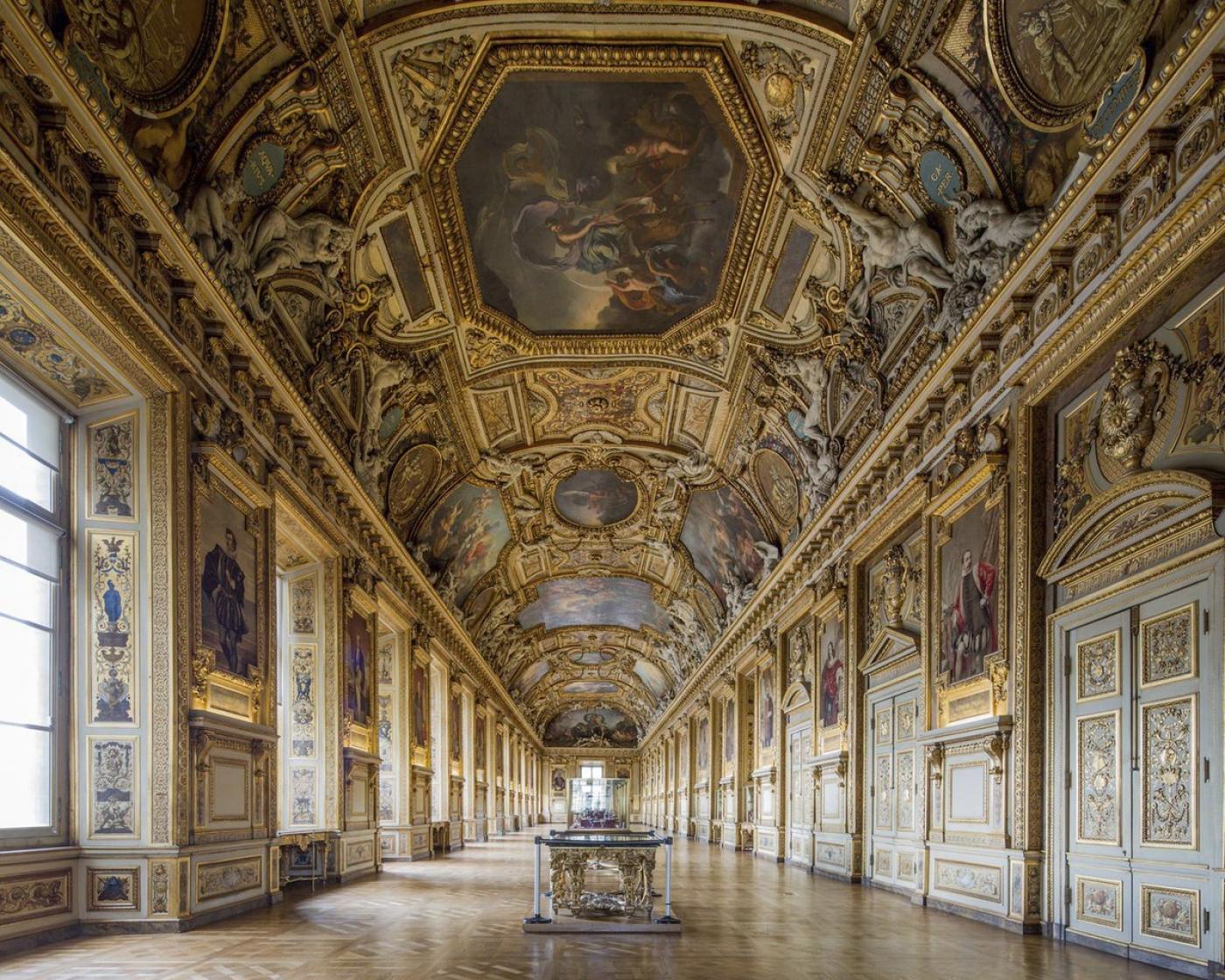 La Galerie Apollon, Musée du Louvre.