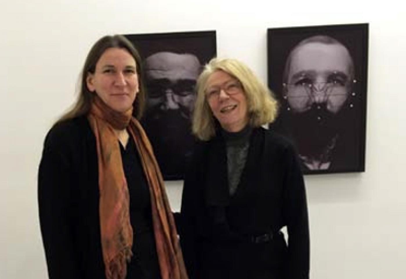 Entretien avec les galeristes parisiennes Claudine et Marion Papillon