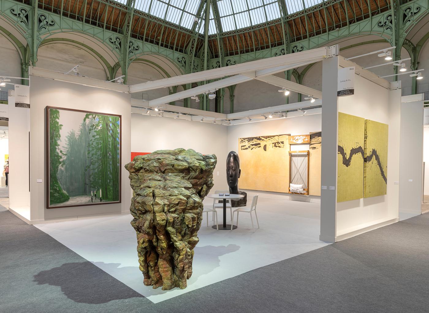 Vue du stand de la galerie Lelong, FIAC. 2019.