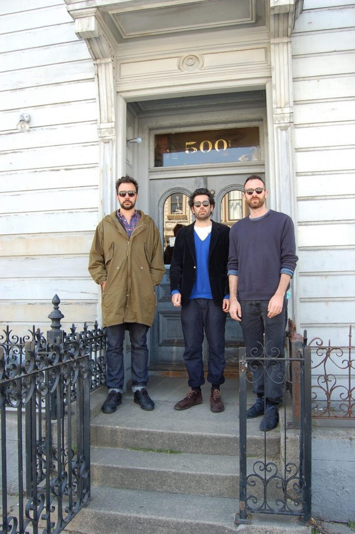 Nicola Pecoraro, Luca Lo Pinto et Valerio Mannucci en résidence à la fondation Kadist San Francisco, 2011.