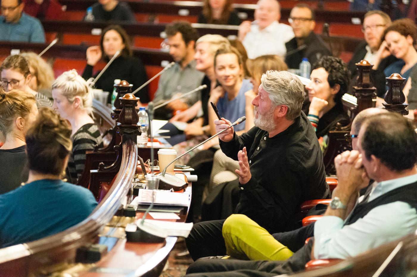 Le 5e Visible Award tient son « parlement éphémère » à Paris 