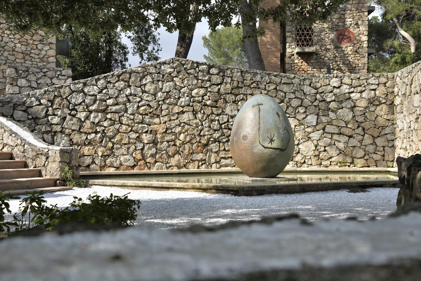 La Fondation Maeght plongée dans la torpeur