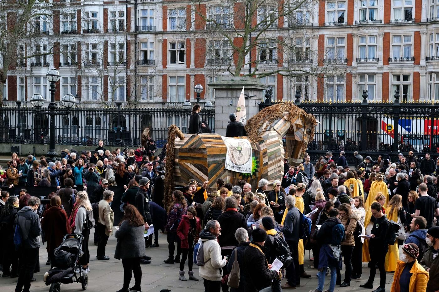 Des employés du British Museum soutiennent les protestations contre BP