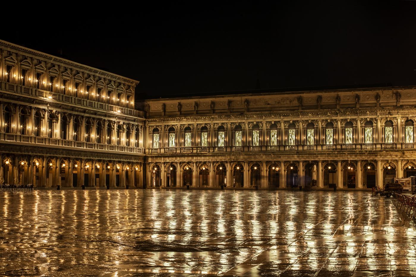 C'est beau Venise la nuit