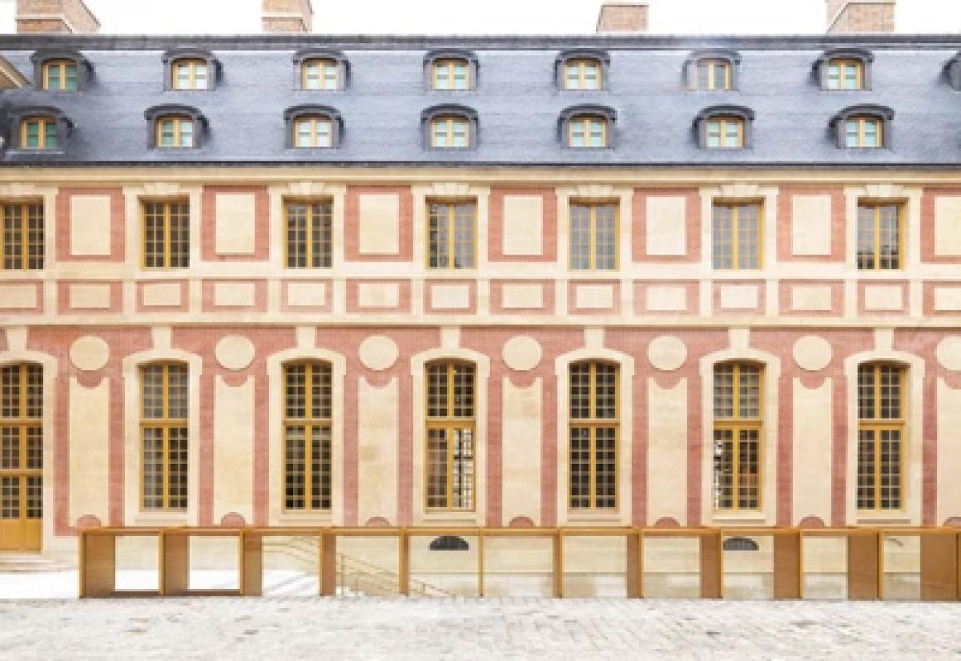 François Hollande inaugure le Pavillon Dufour à Versailles