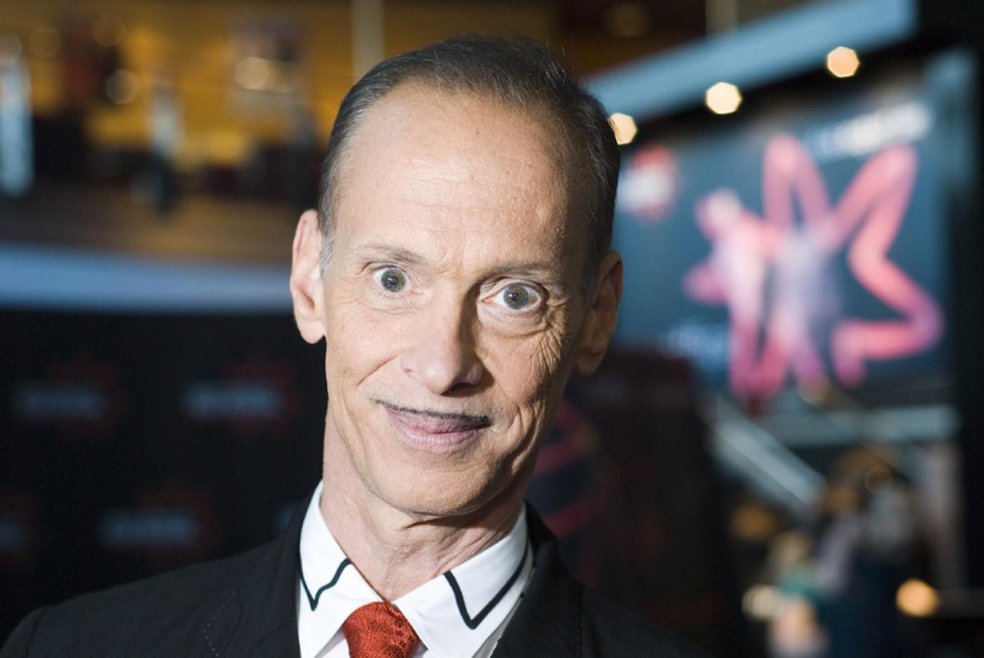 Le réalisateur John Waters donne une partie de sa collection au Baltimore Museum of Art