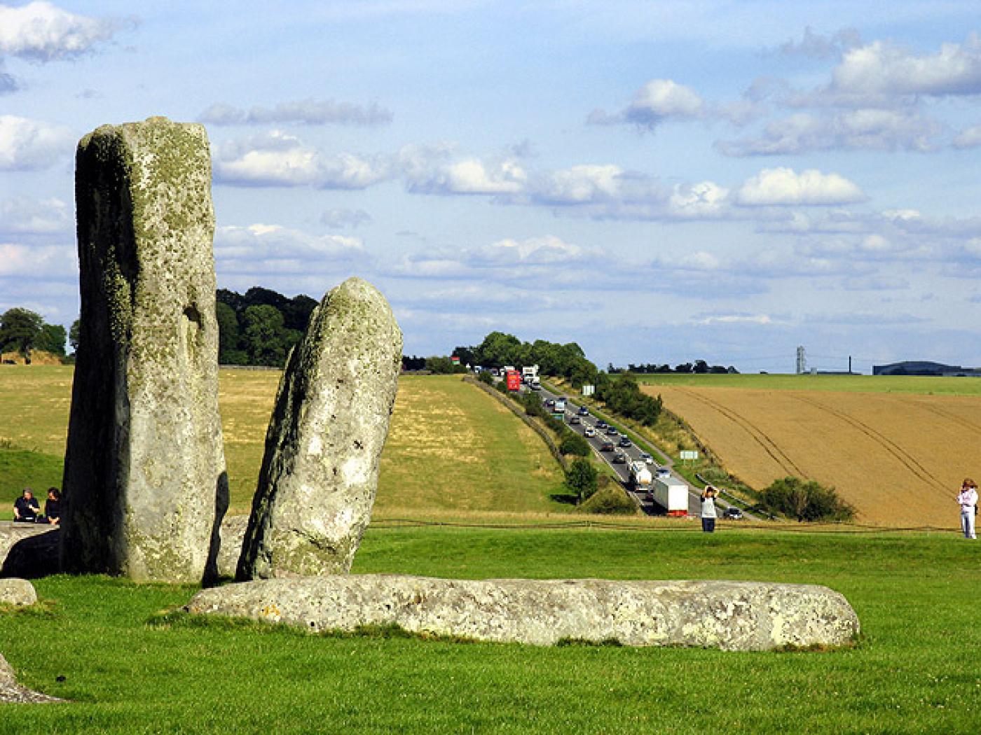 L'INRAP engagé dans les fouilles à Stonehenge