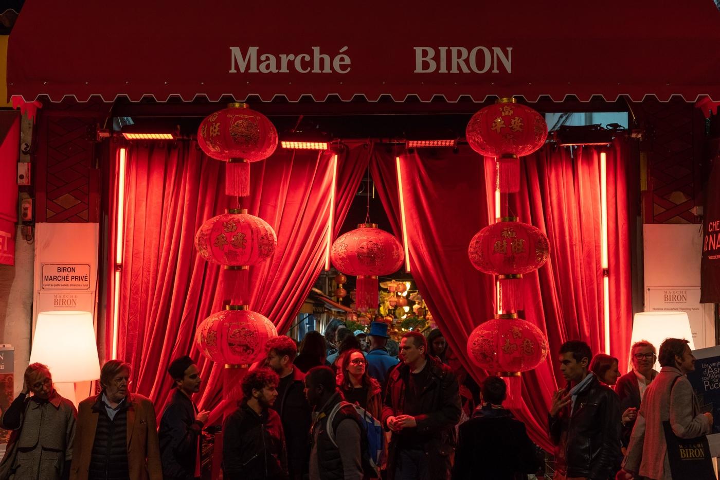 « Les vents d'Asie soufflent sur les Puces », Soirée Fête des Puces 2018 au marché Biron.