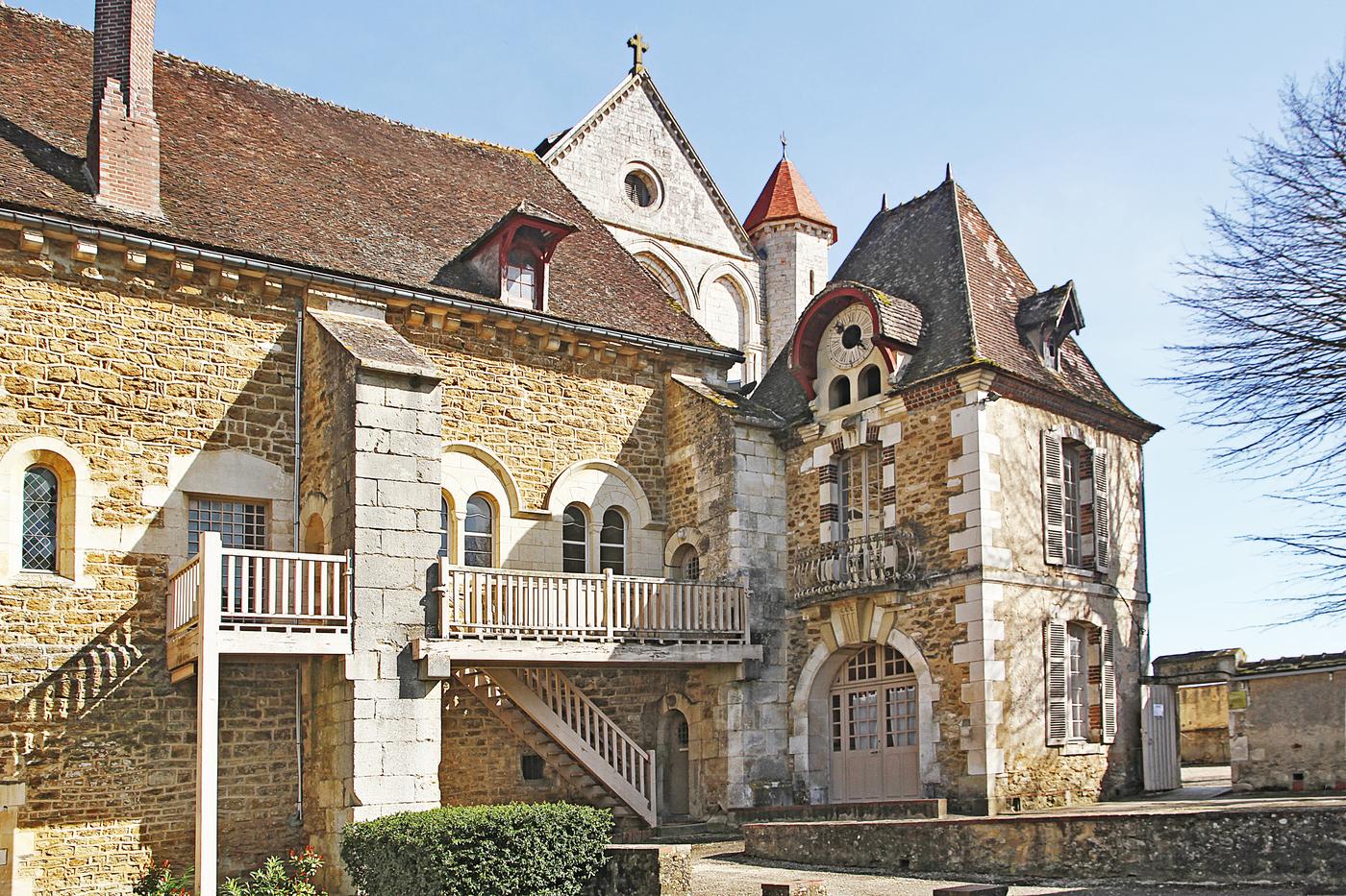 Dépendances de l'abbaye de Pontigny.