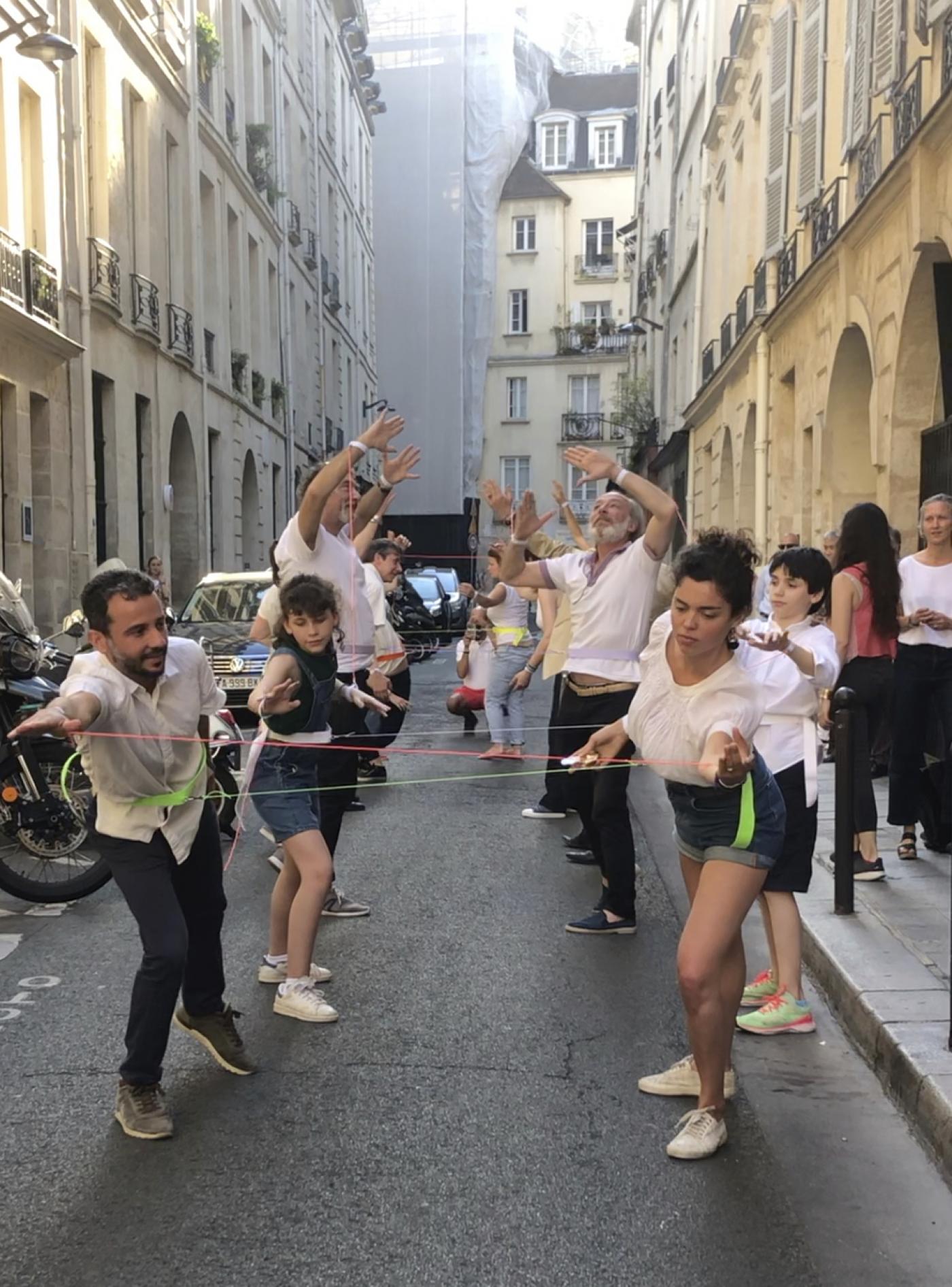 Sarah Roshem, SALMON LADDER, juin 2020, performance participative.