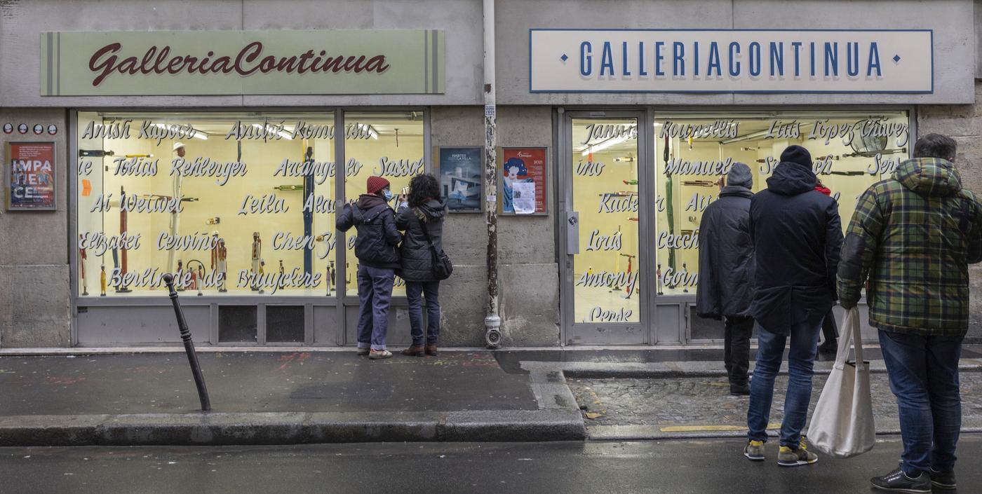 Les galeries font le plein mais vendent peu