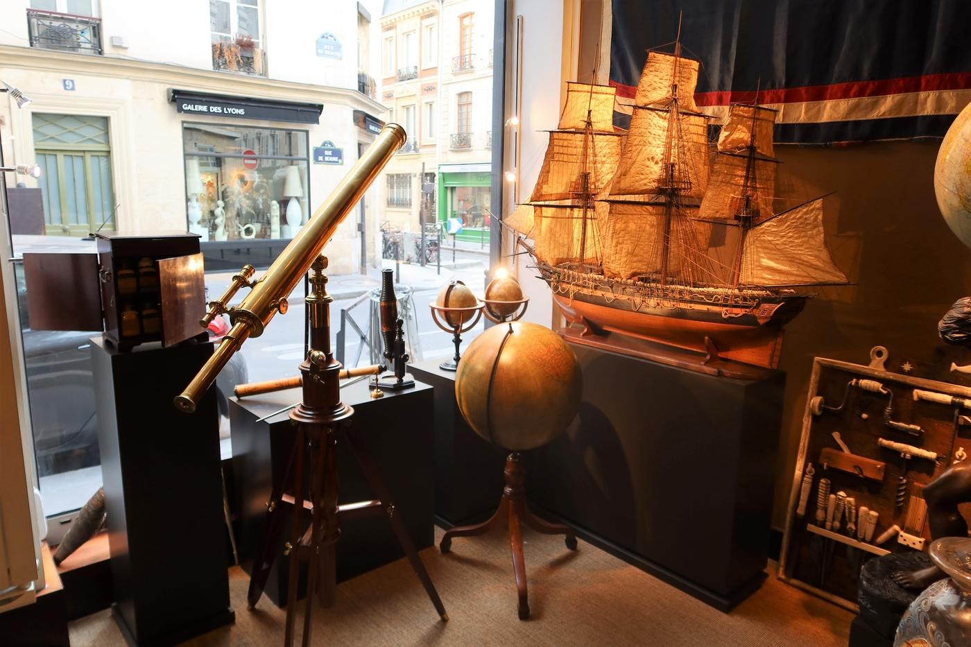 Les antiquaires sauvent les meubles