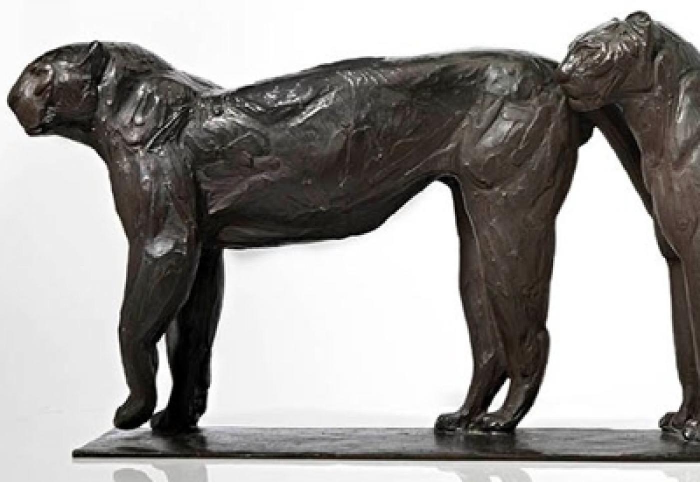 Alain Delon va vendre ses bronzes de Bugatti chez Christie’s