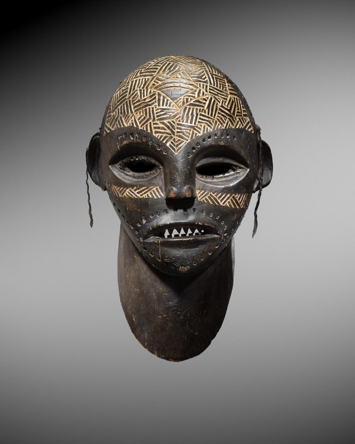 Masque Luba, République démocratique du Congo, XIXe siècle, bois, h. 51 cm. Adjugé 7,2 millions d’euros.

