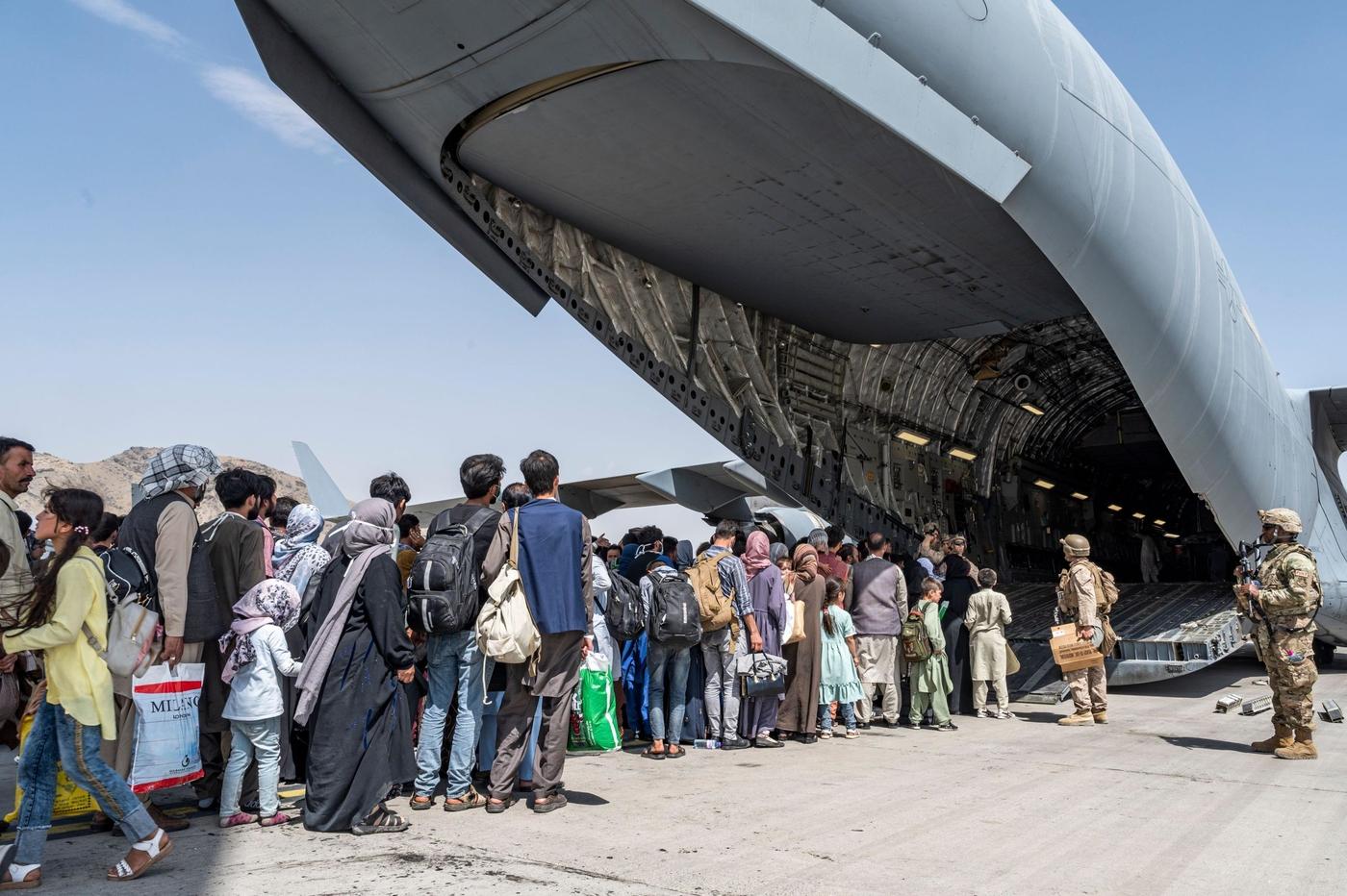 En France, le réseau culturel vient en aide aux artistes afghans