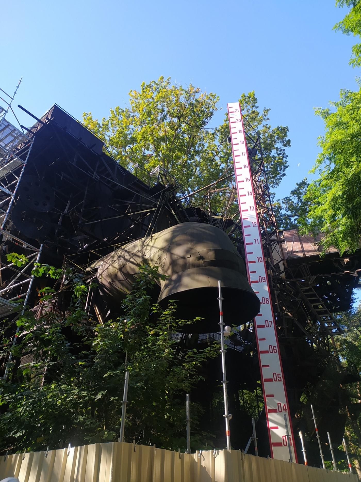 Chantier de restauration du Cyclop, Milly-la-Forêt, septembre 2021.