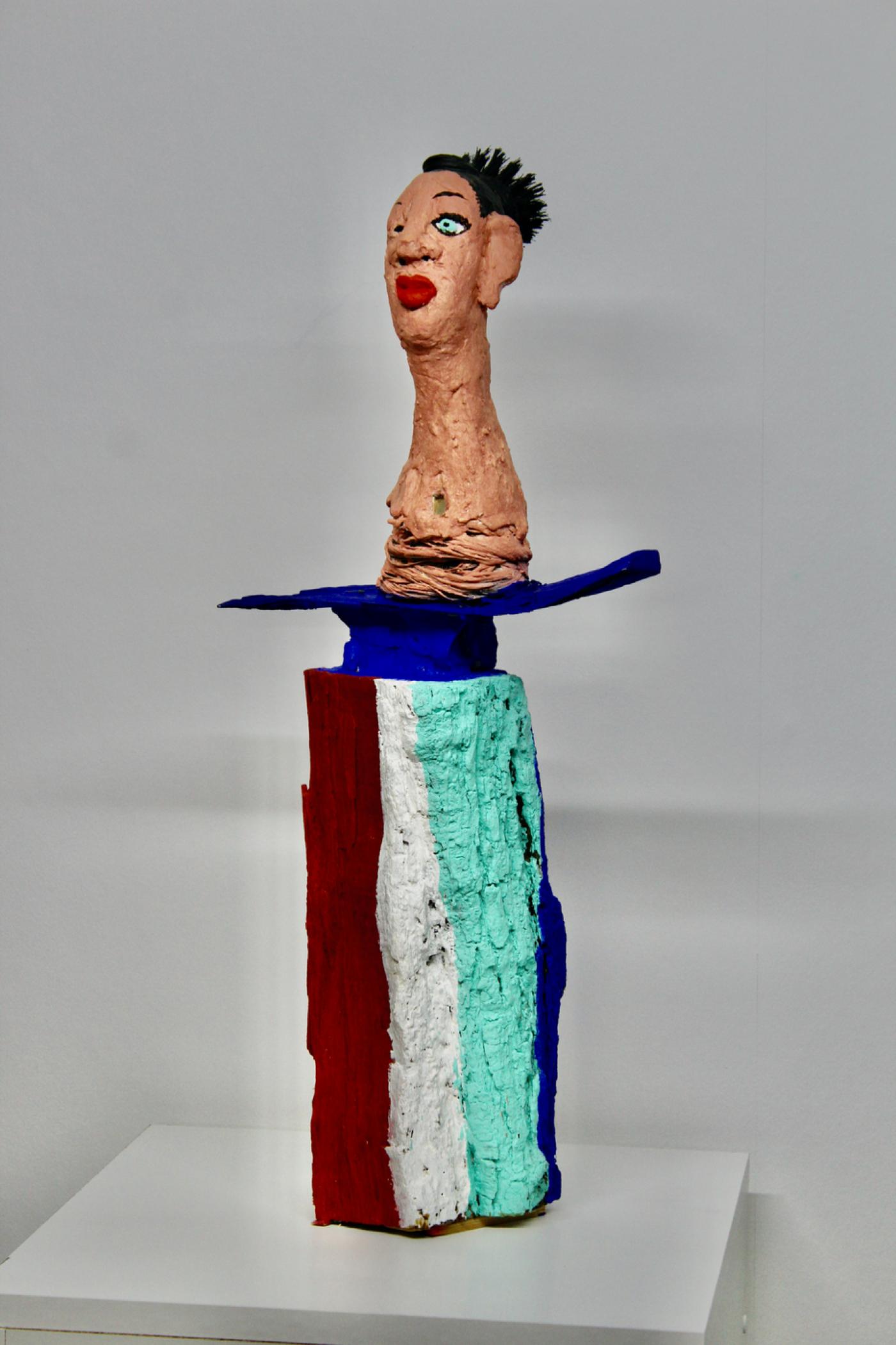 Moritz Ney, "Sans tître", 2016, technique mixte, bois, plâtre, acrylique. 65 x 27 cm.