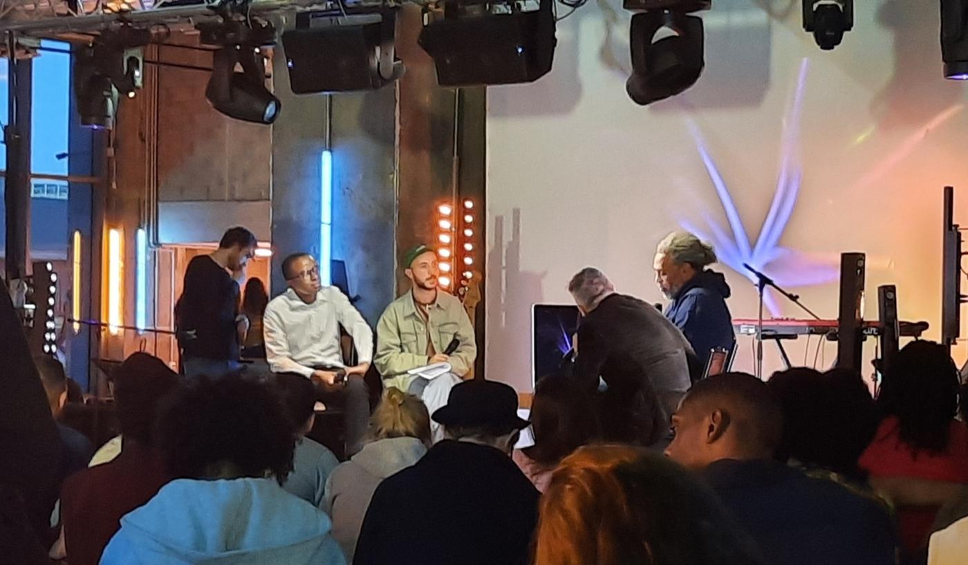 Arthur Jafa au festival « Les Chichas de la pensée », Magasins Généraux, Pantin, 2021.