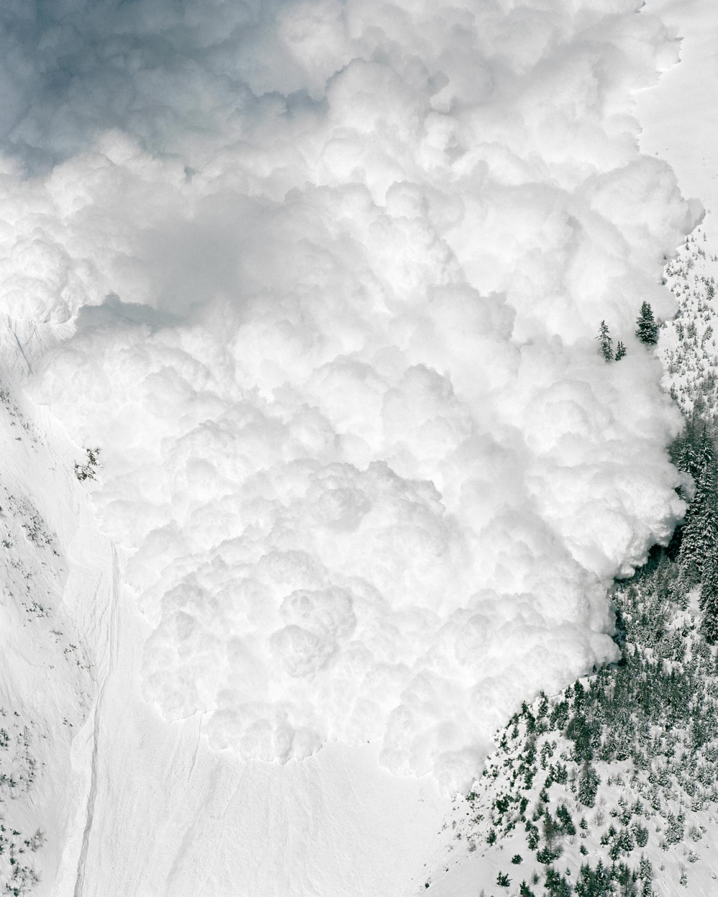 Yann Gross, "Avalanche 4", 2006, impression pigmentaire sur papier photo semi-mat, 100 x 125 cm. Édition 4/9.