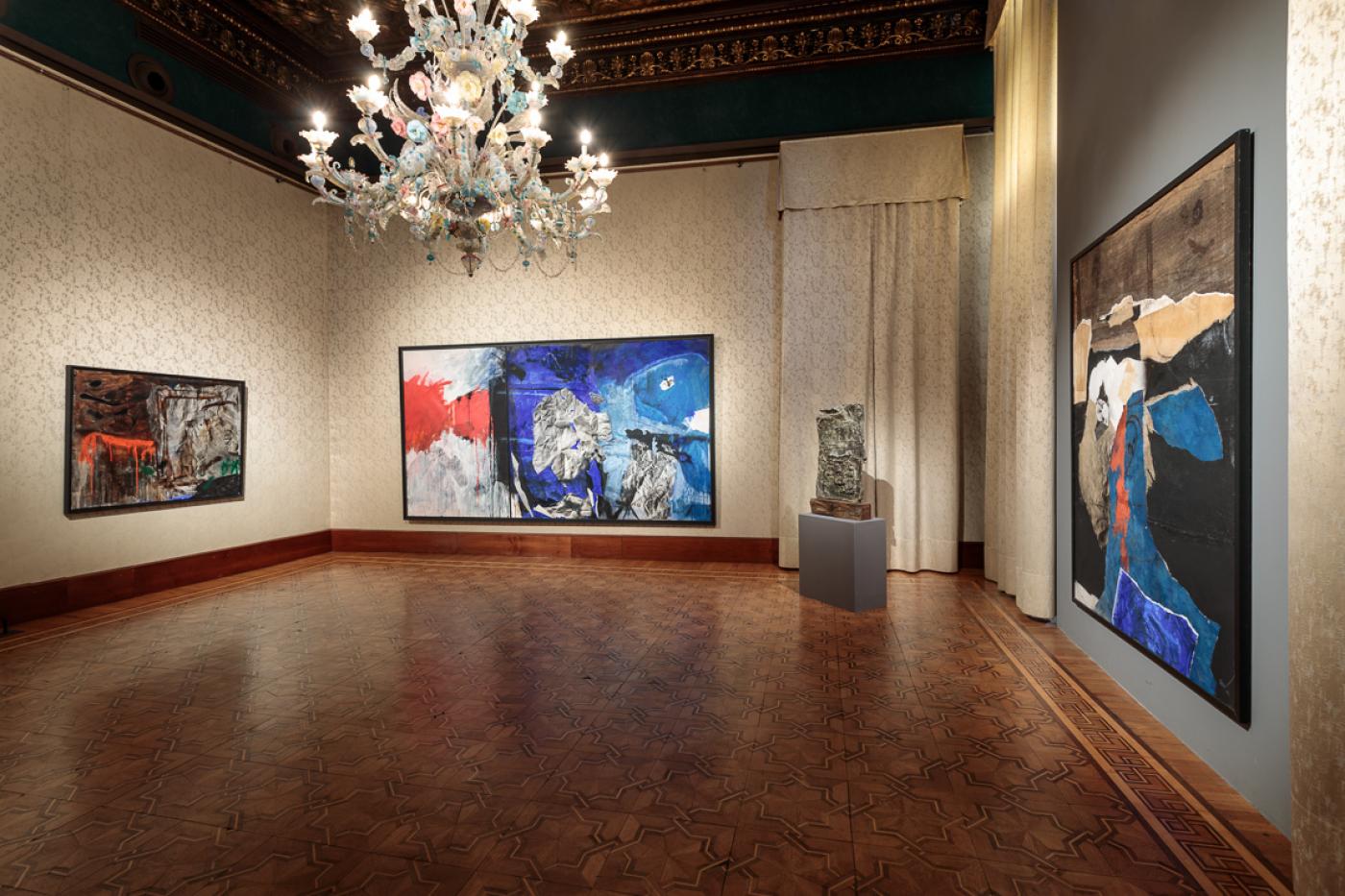 Vue de l'exposition « L’Esprit du guerrier » au Palazzo Franchetti.