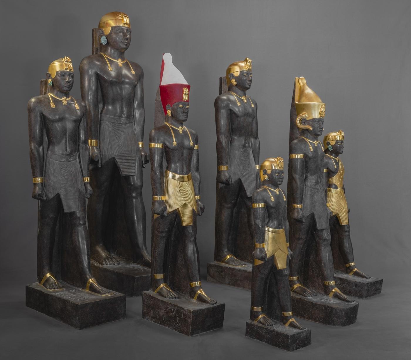 Copies de sept scupltures des cinq pharaons (Taharqa, Tanouétamani,
Senkamanisken, Anlamaniet
et Aspelta) .
Exposition « Pharaon des deux terres, l'épopée africaine des rois de Napata », jusqu'au 25 juillet 2022 au Louvre.