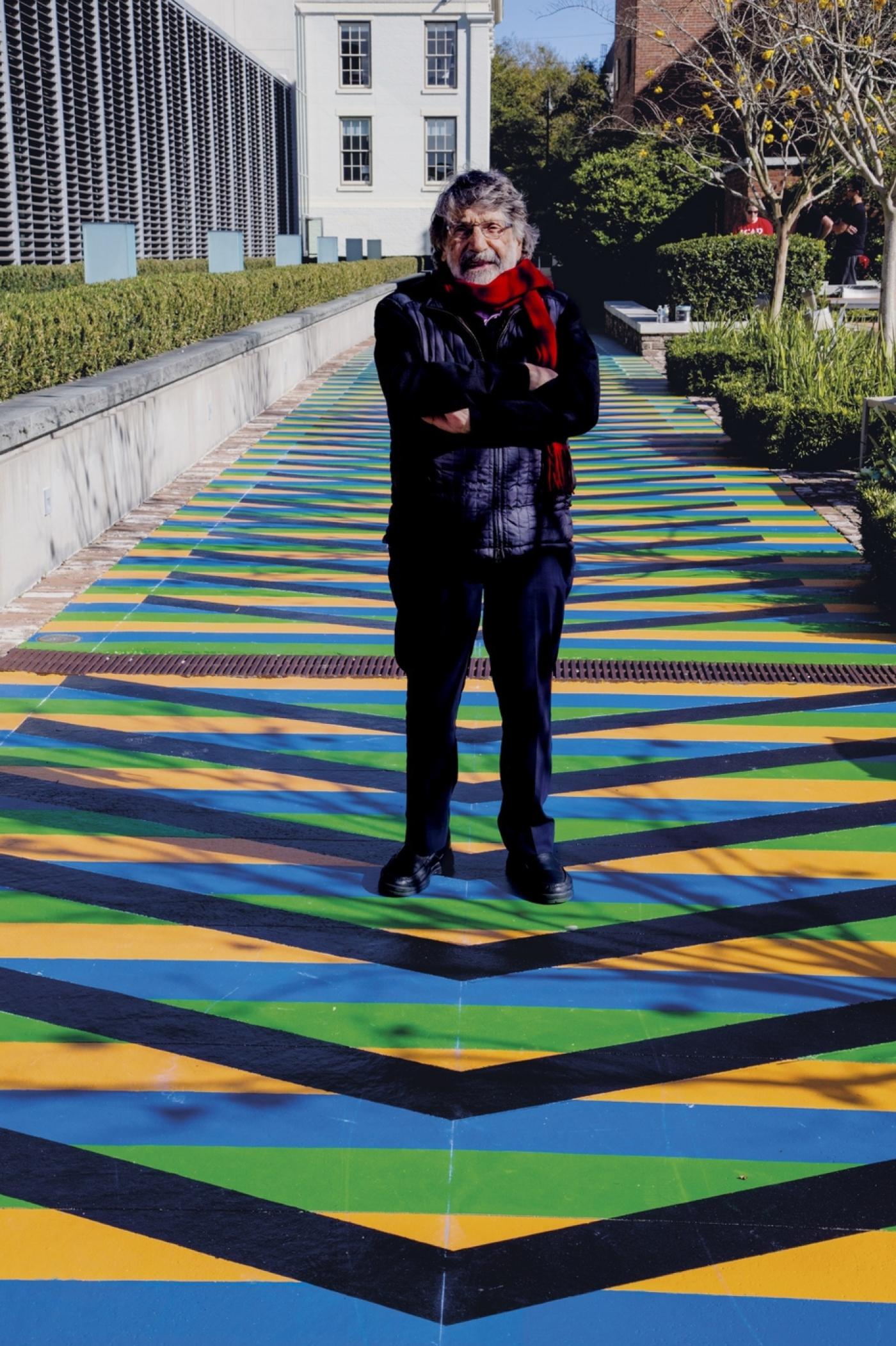 La Galleria Continua représente Carlos Cruz-Diez