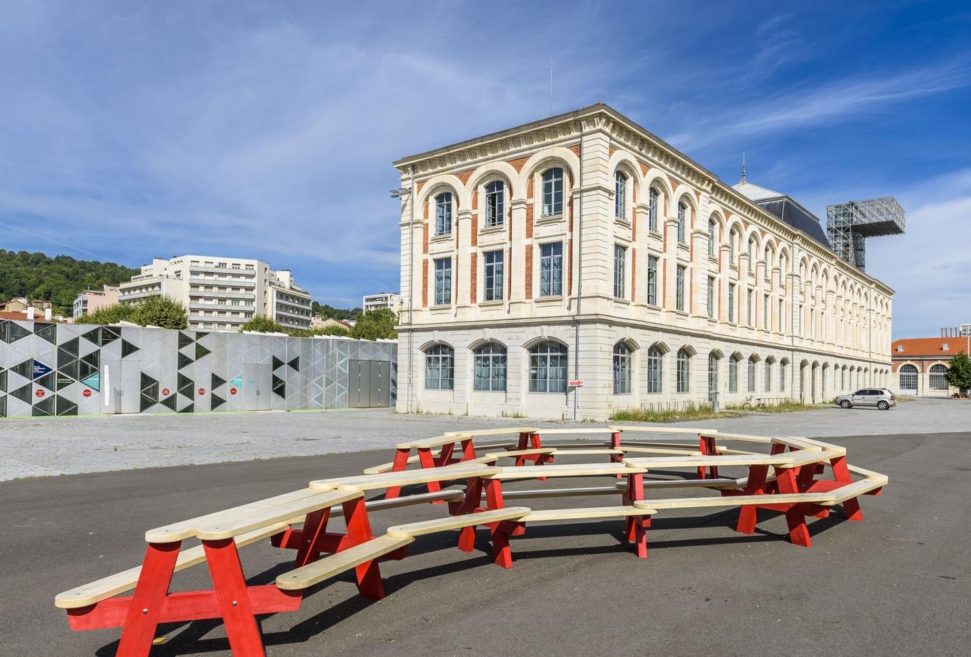 Le directeur de la Cité du design de Saint-Étienne accusé de détournement de fonds