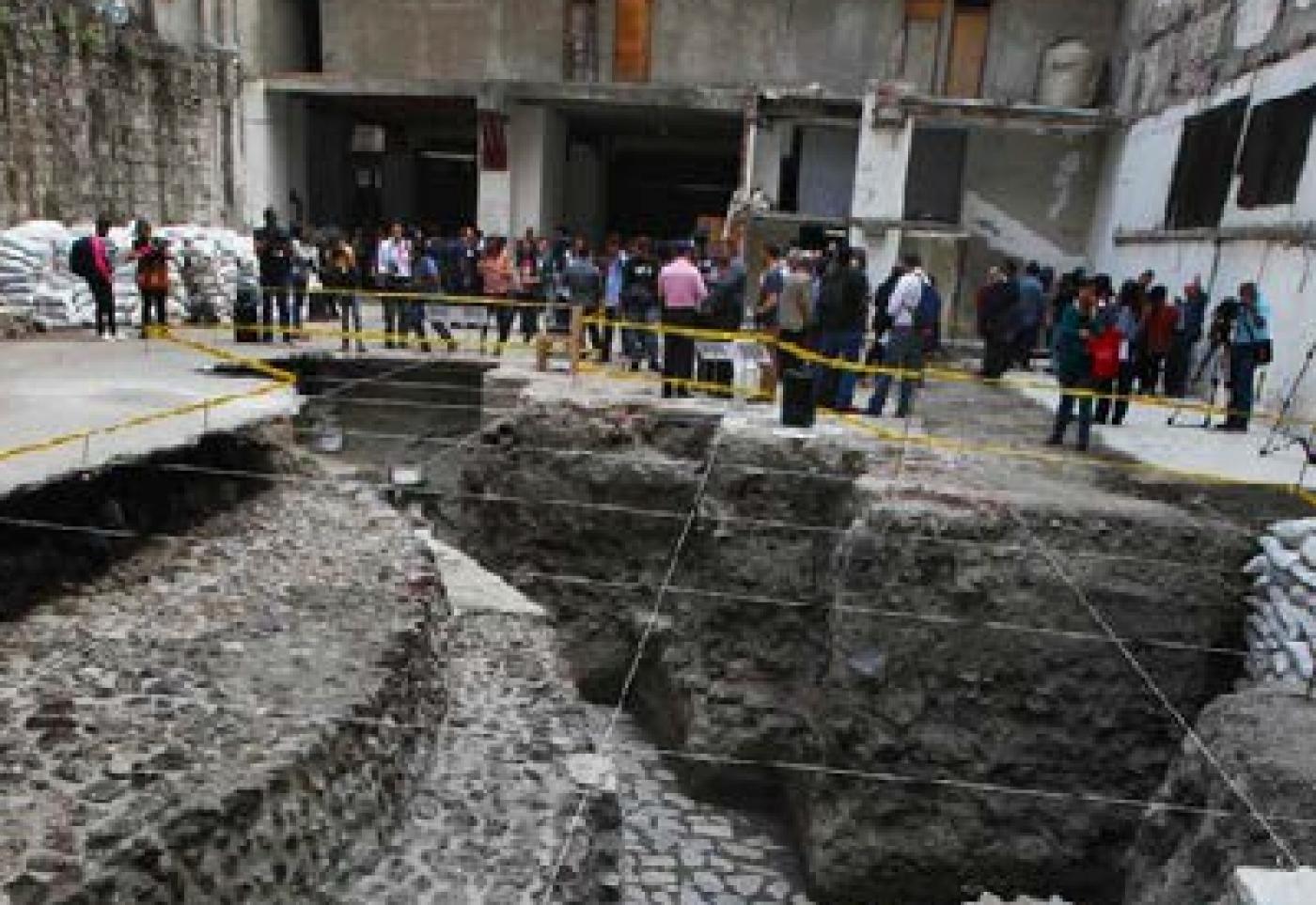 Un temple Aztèque exhumé à Mexico