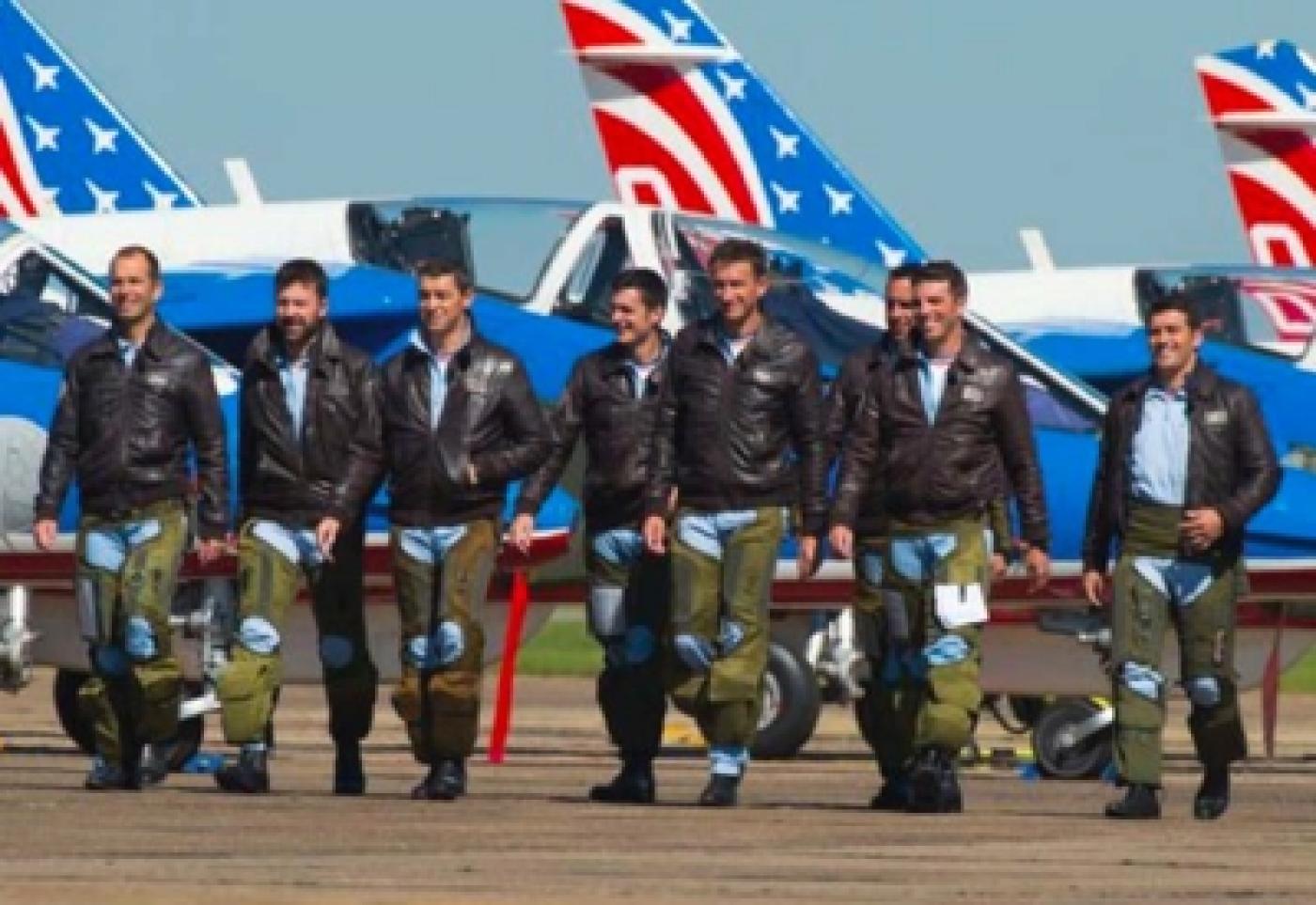 La Patrouille de France aux enchères