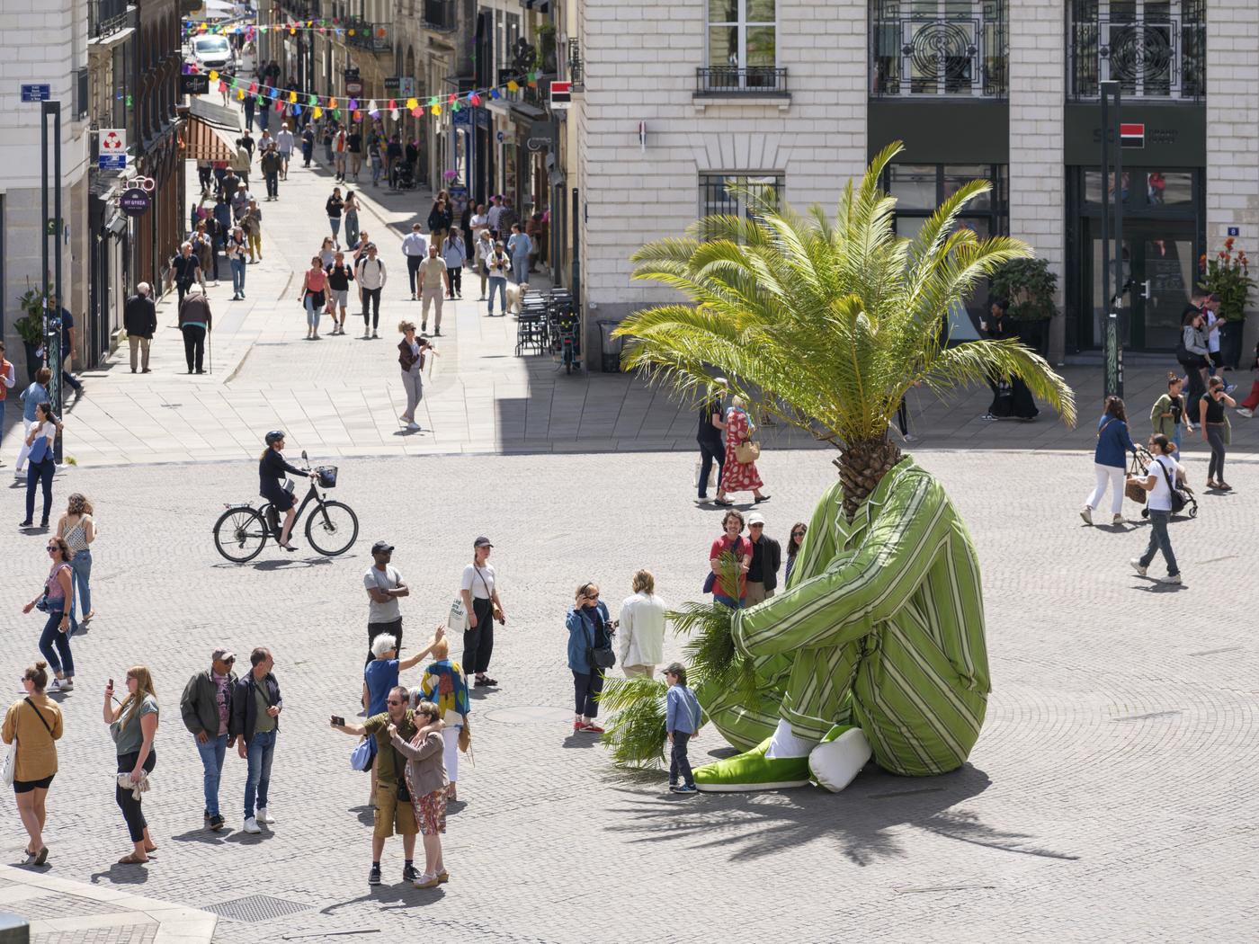 Jean-François Fourtou, "L’Enfant Hybridus", place Royale, Le Voyage à Nantes 2024.