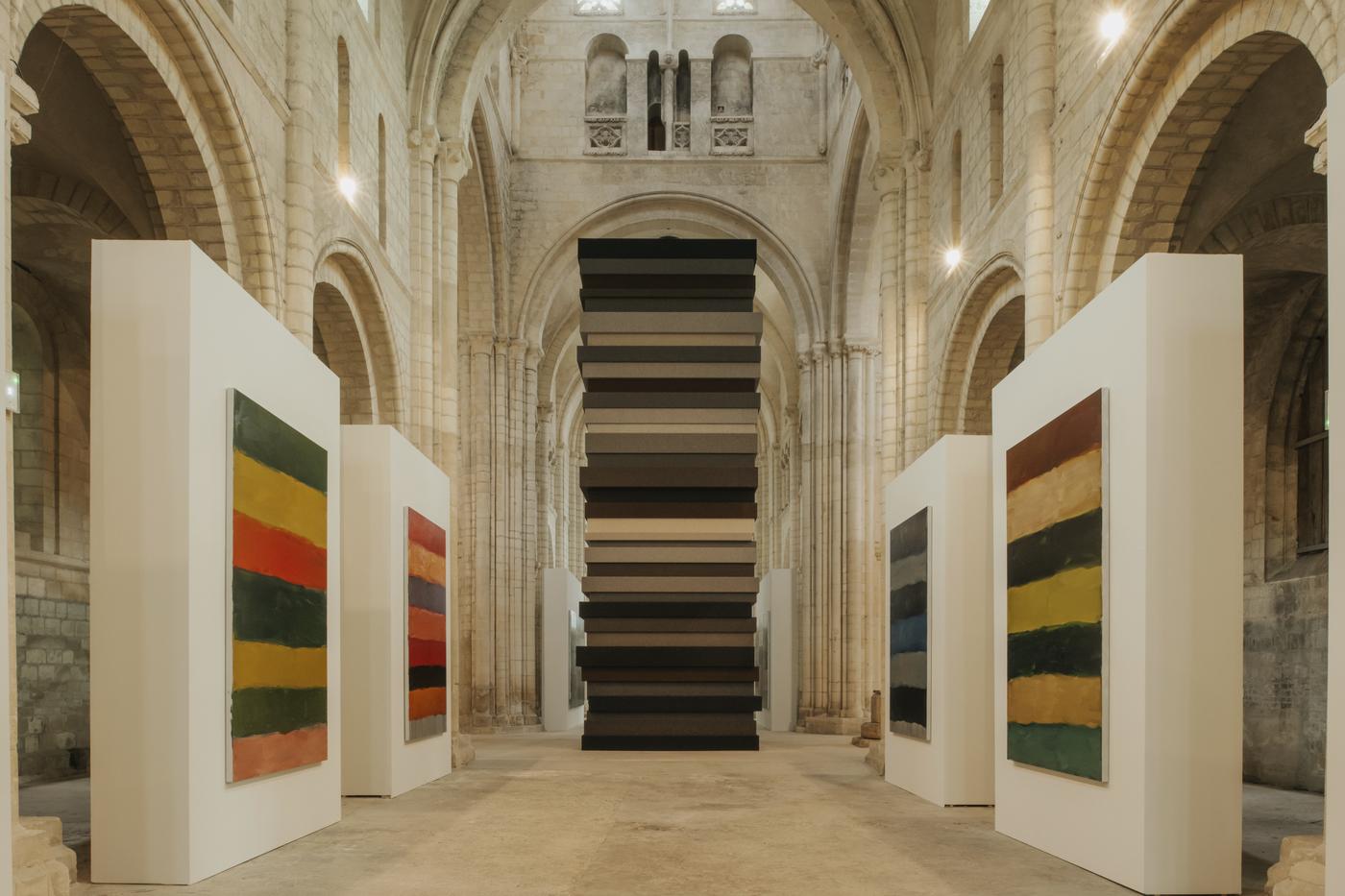 Vue de l&amp;#039;exposition consacrée à Sean Scully, église Saint-Nicolas, Caen.