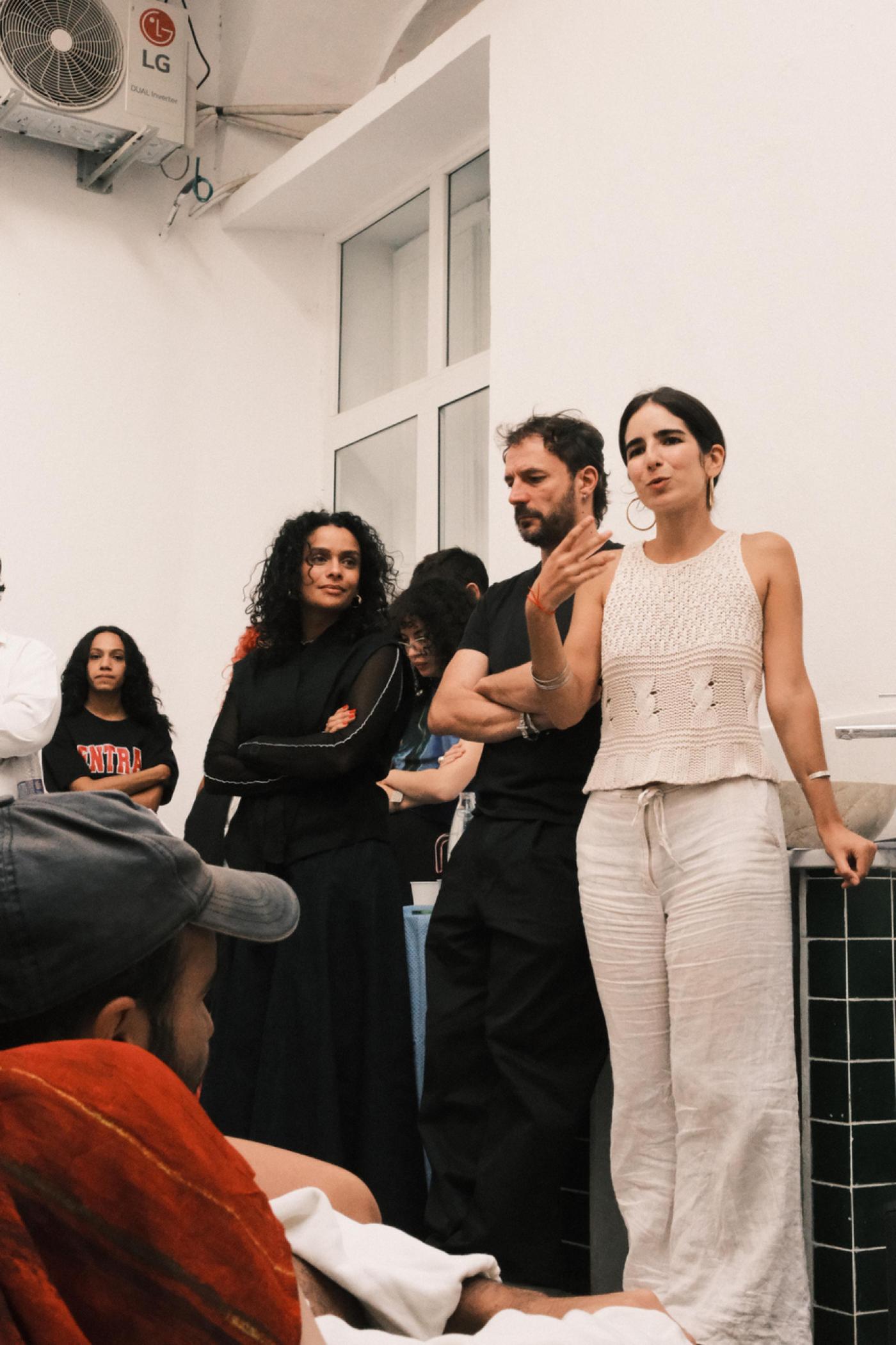 Sarah ben Hafsia, Ismaïl Bahri et Camille Lévy Sarfati, membres du collectif Nessij, Tunis, 2024.