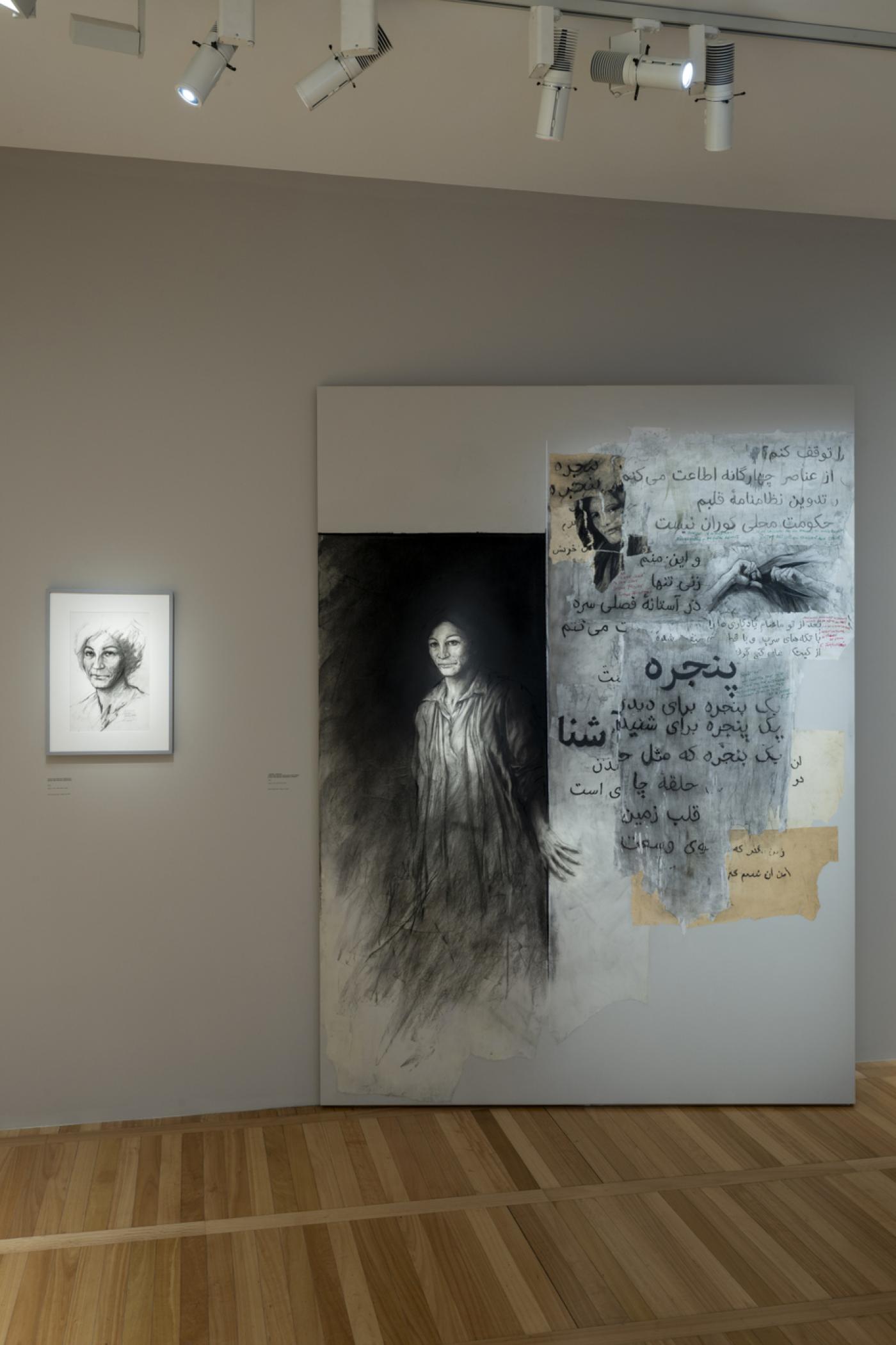 Ernest Pignon-Ernest, exposition « Je est un autre », Espace Louis Vuitton Venise, 2024.« Fenêtre » étude pour Forough Farrokhzad dans Téhéran,2024, craie noire sur papier.