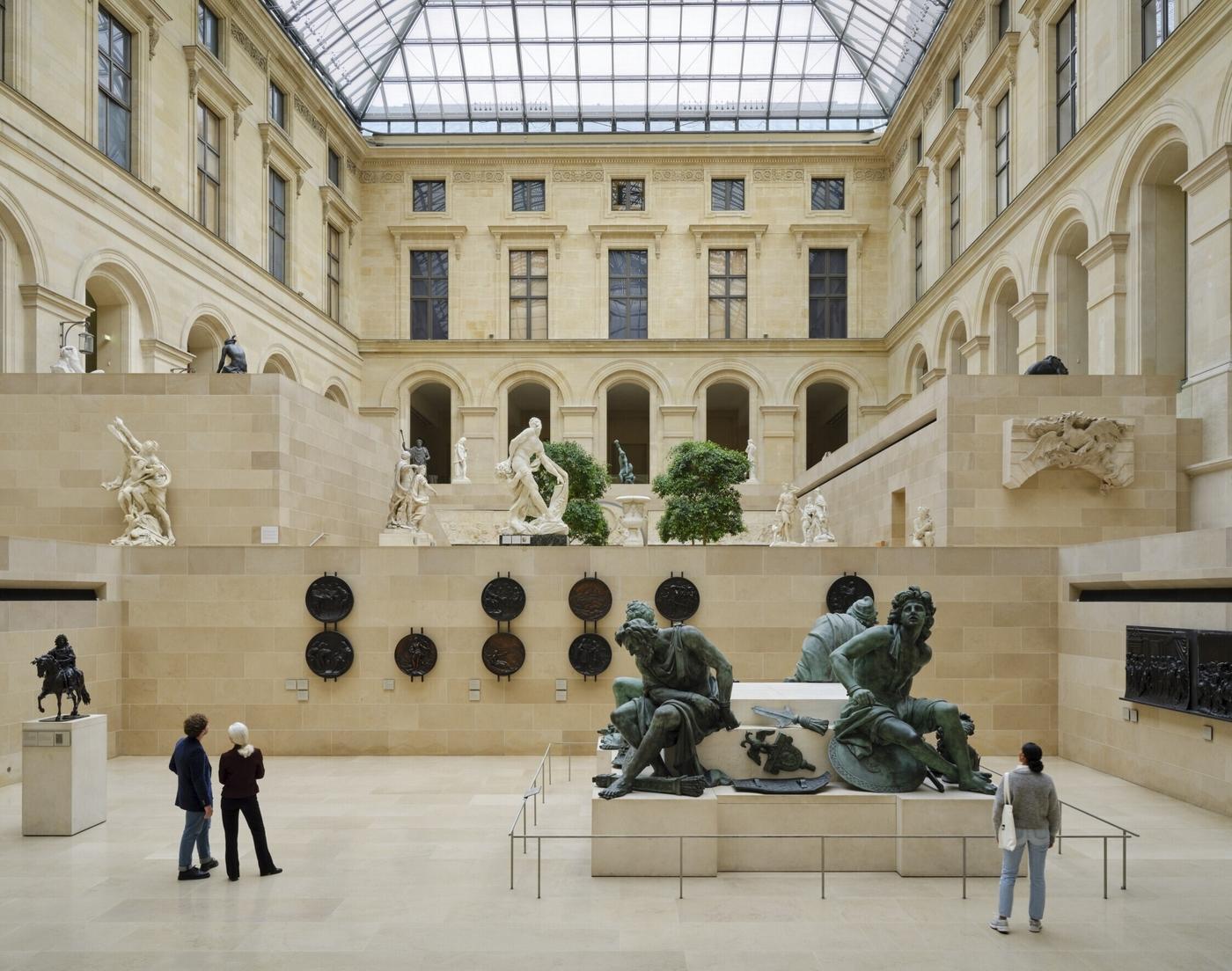 À 8,7 millions, fréquentation quasi stable au Louvre