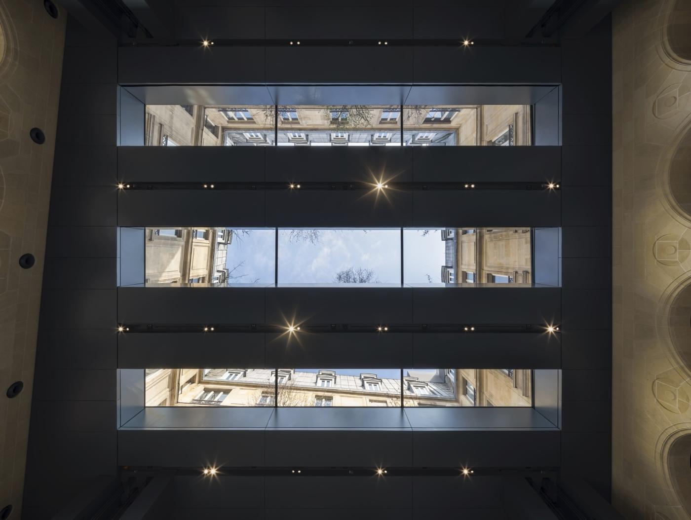 Vue du chantier des futurs espaces de la Fondation Cartier pour l’art contemporain, Place duPalais-Royal, Paris, mars 2025.