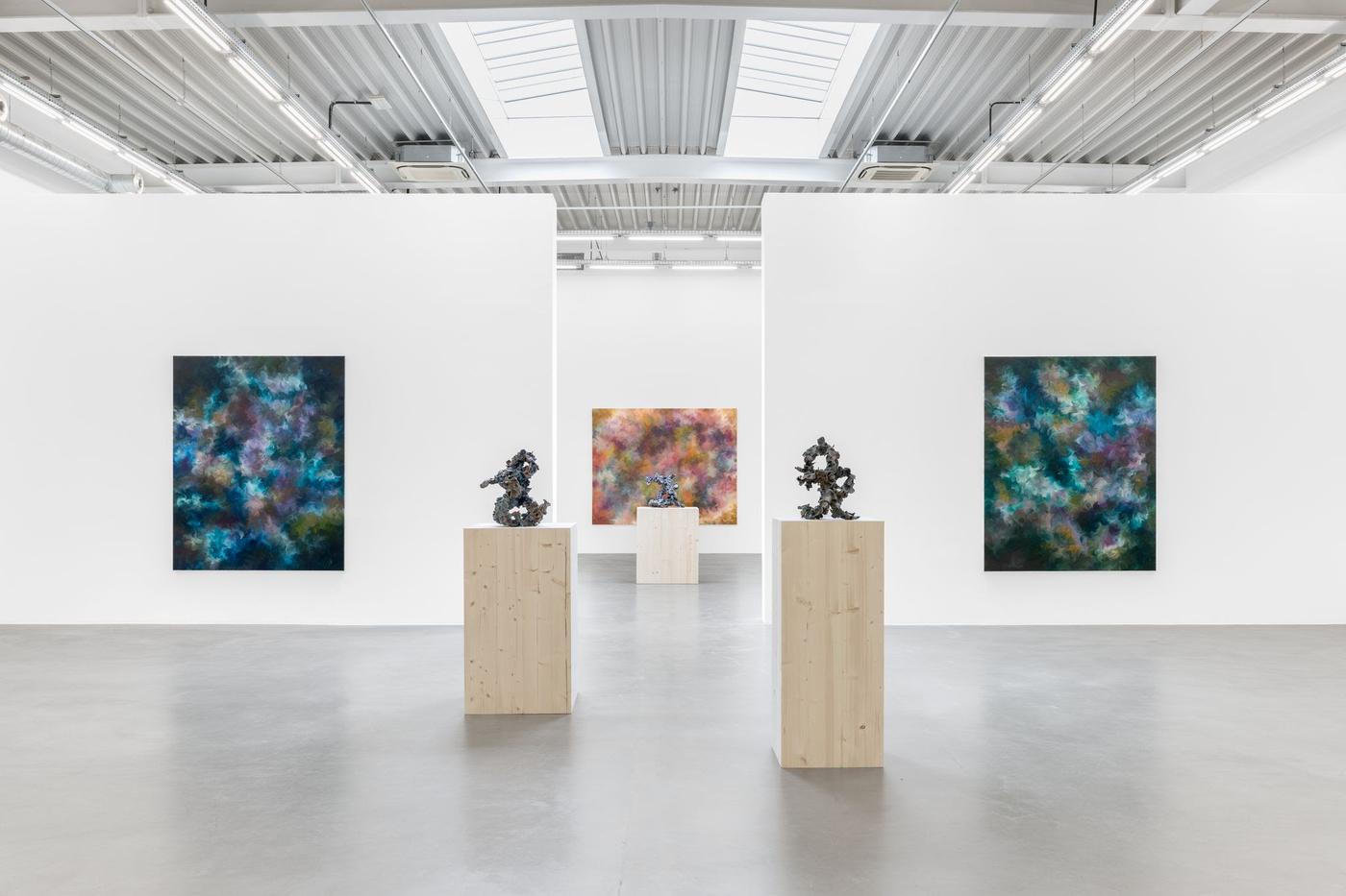 Vue de l&amp;#039;exposition "Sasha Ferré Daughter of Earth and Water", galerie Almine Rech Bruxelles.