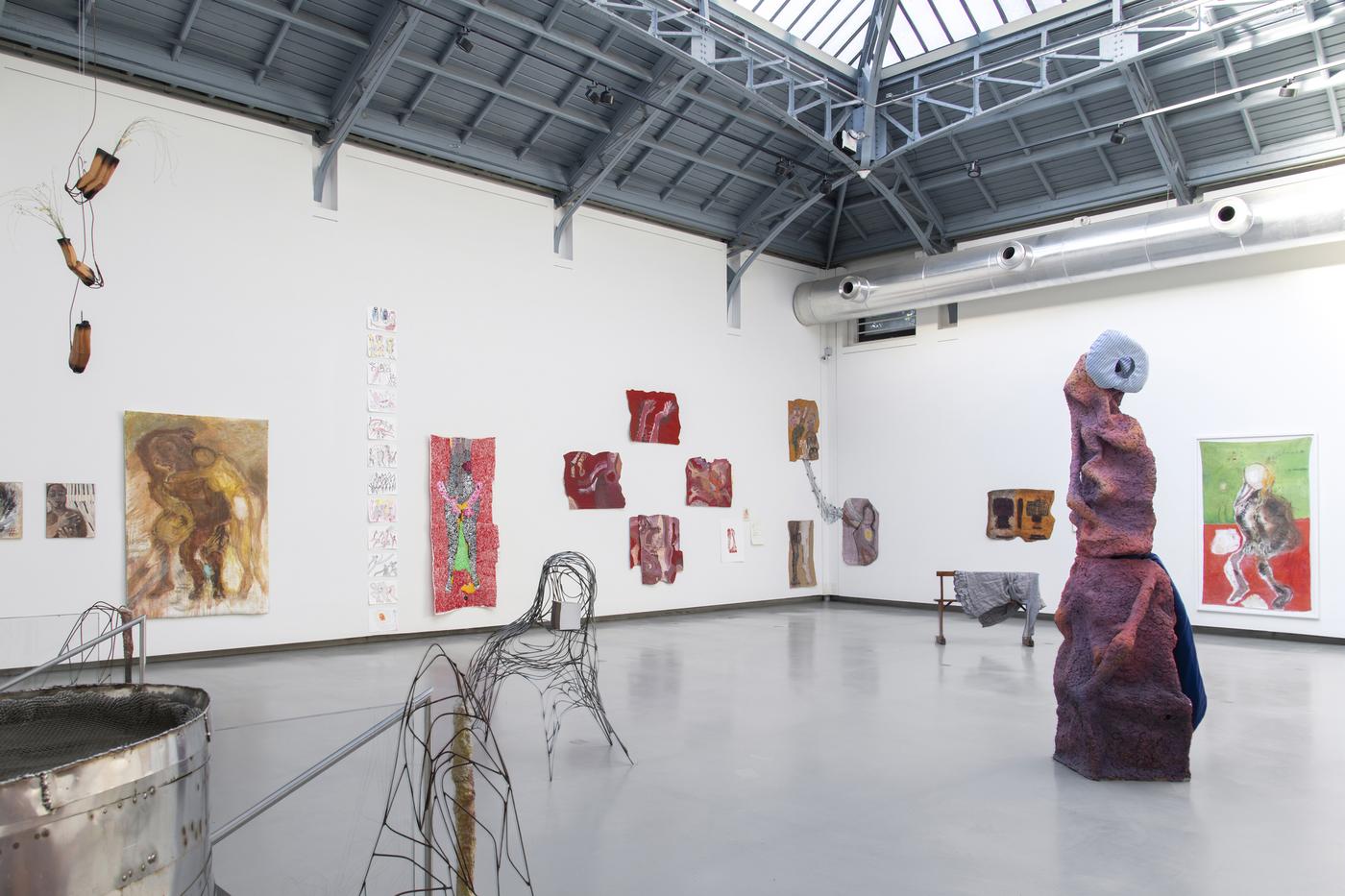 L’exposition de Pélagie Gbaguidi « Antre » à la Verrière à Bruxelles en 2025.