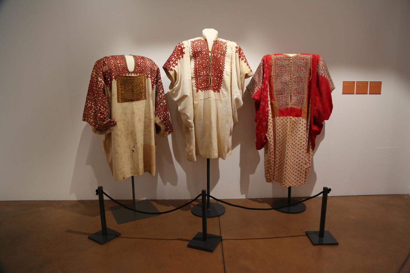 L’exposition « Tarz. Broder au Maroc, hier et aujourd’hui » à l’IMA-Tourcoing en 2023 avec les collections du musée d’Angoulême.