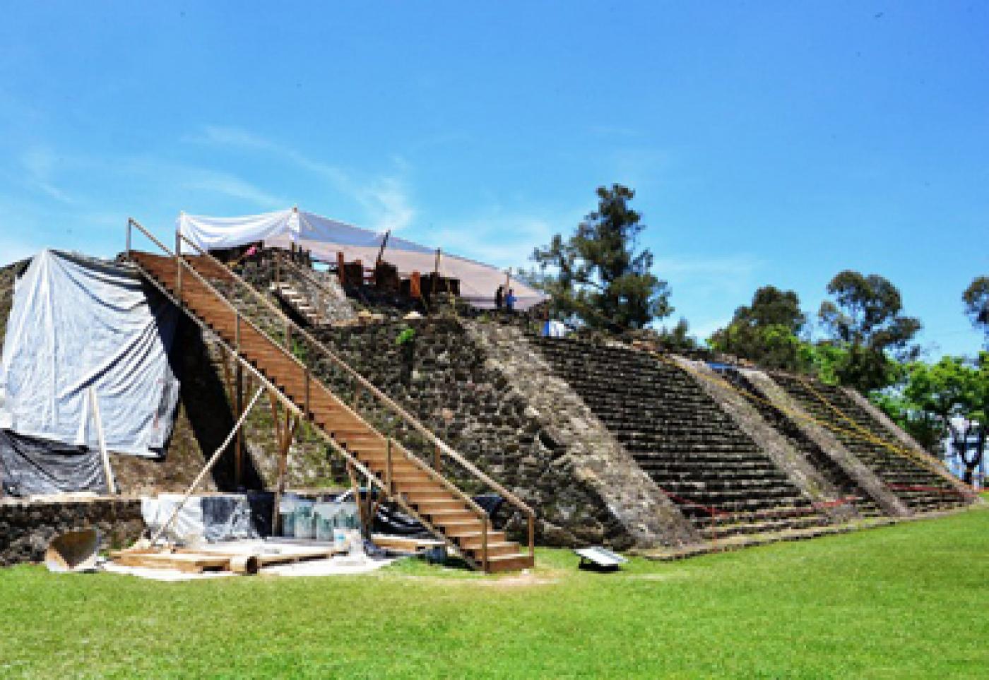 Deux temples mexicains révélés par un séisme