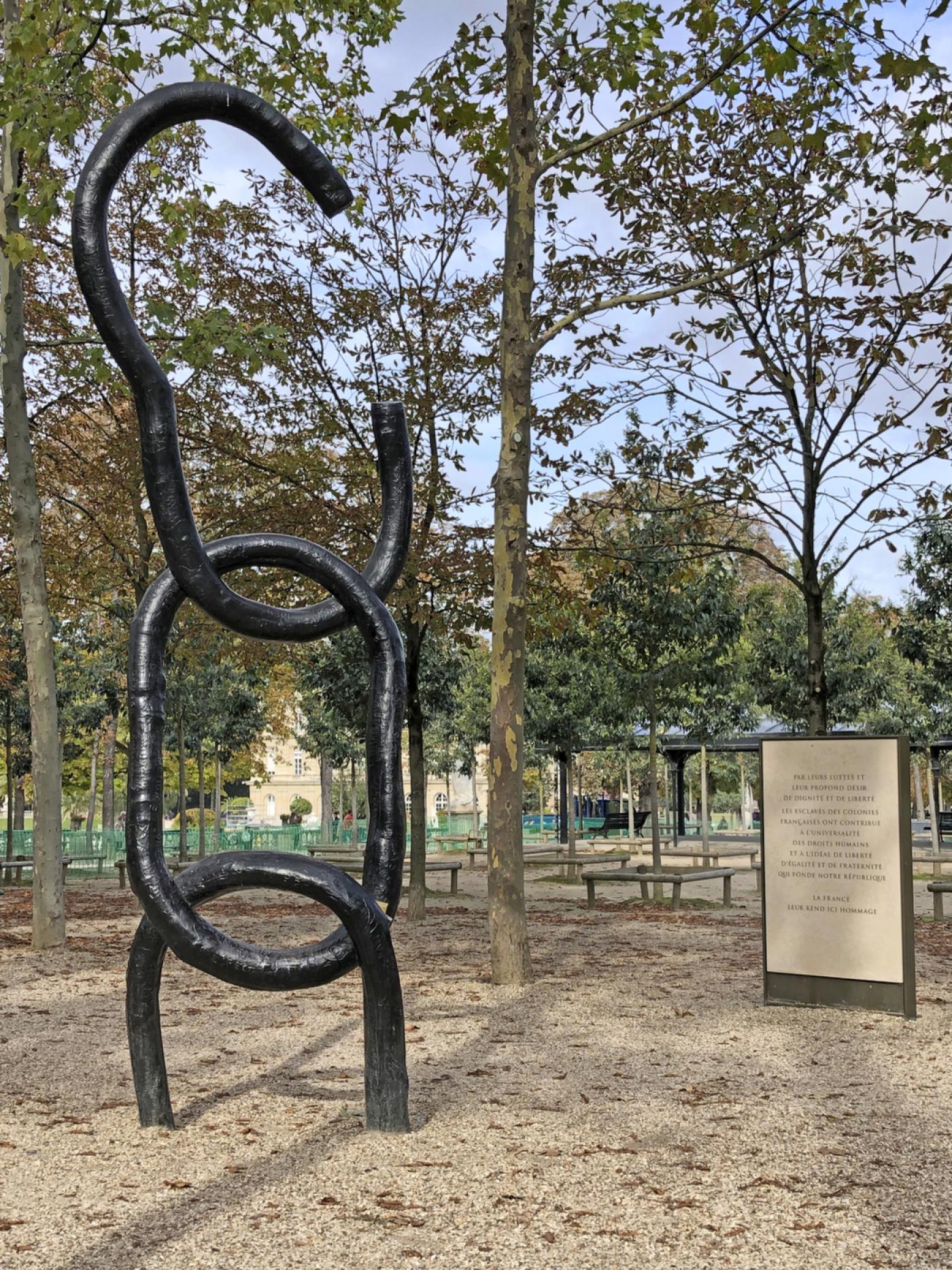 Fabrice Hyber, Le Cri, l'Écrit, 2007, bronze. Mémorial de l’abolition de l’esclavage au musée du Luxembourg à Paris.