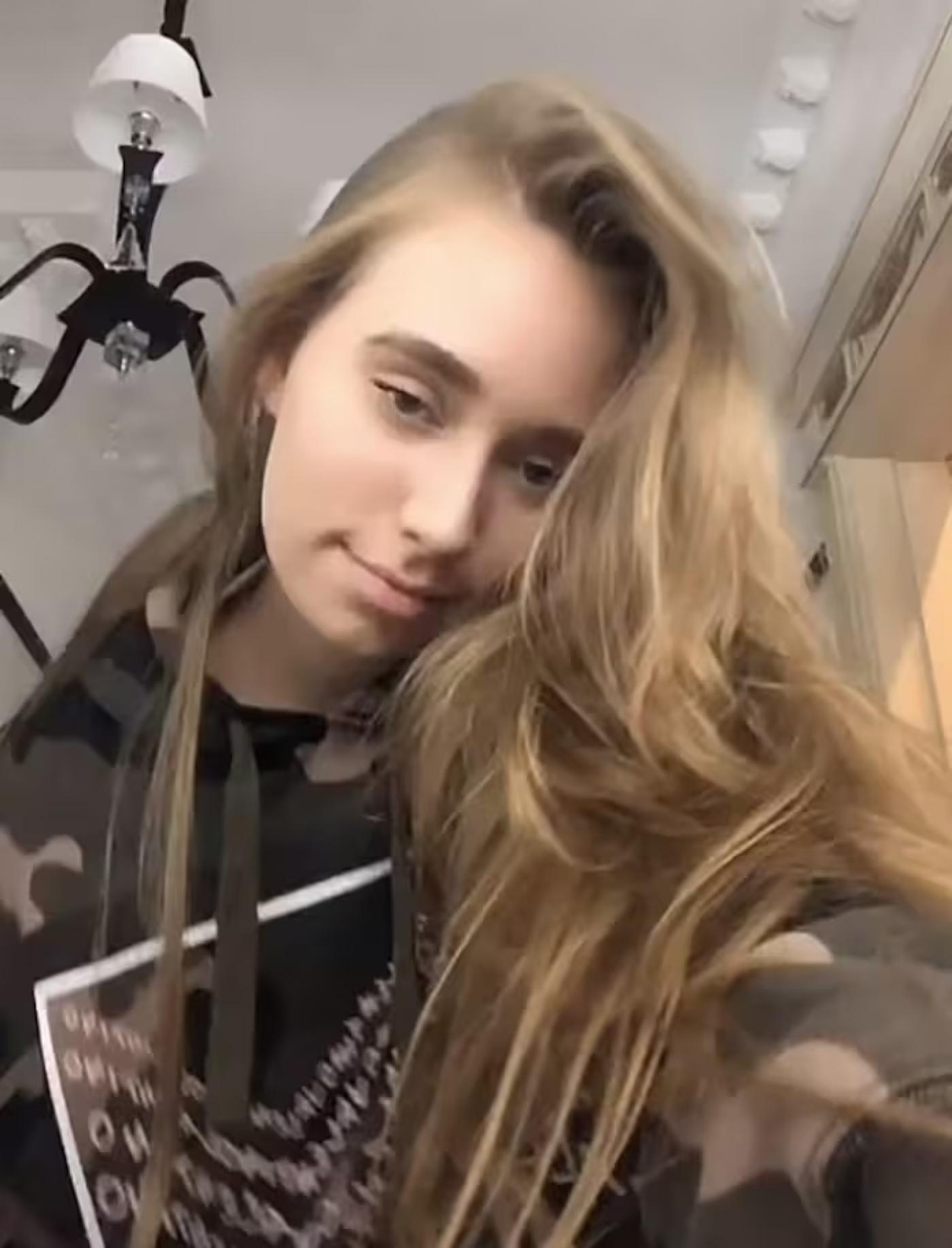 La fille de Vladimir Poutine employée chez un marchand parisien ?
