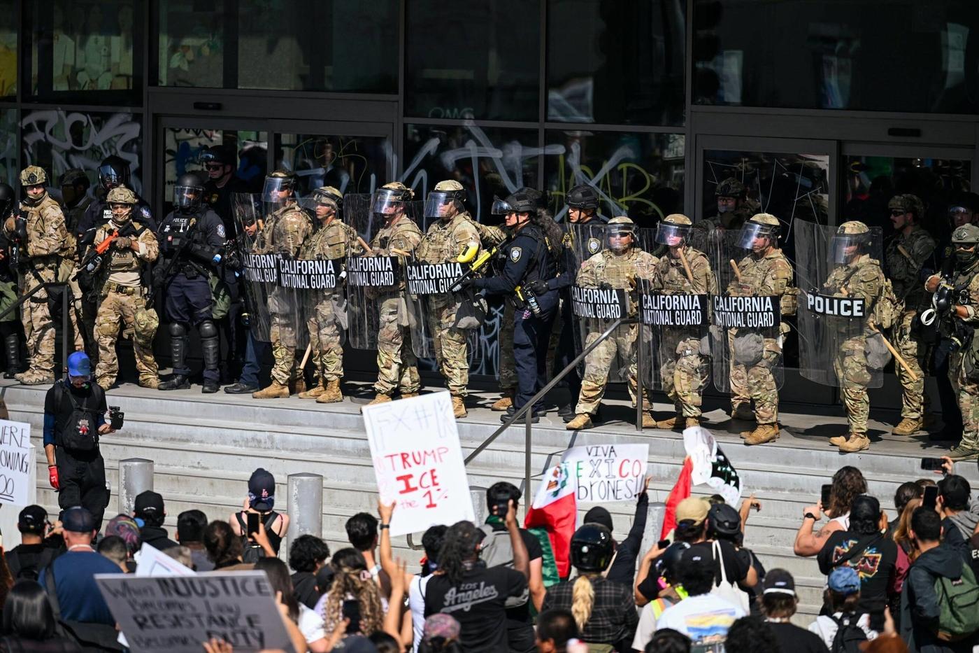 Manifestations à Los Angeles : le MOCA ferme ses portes