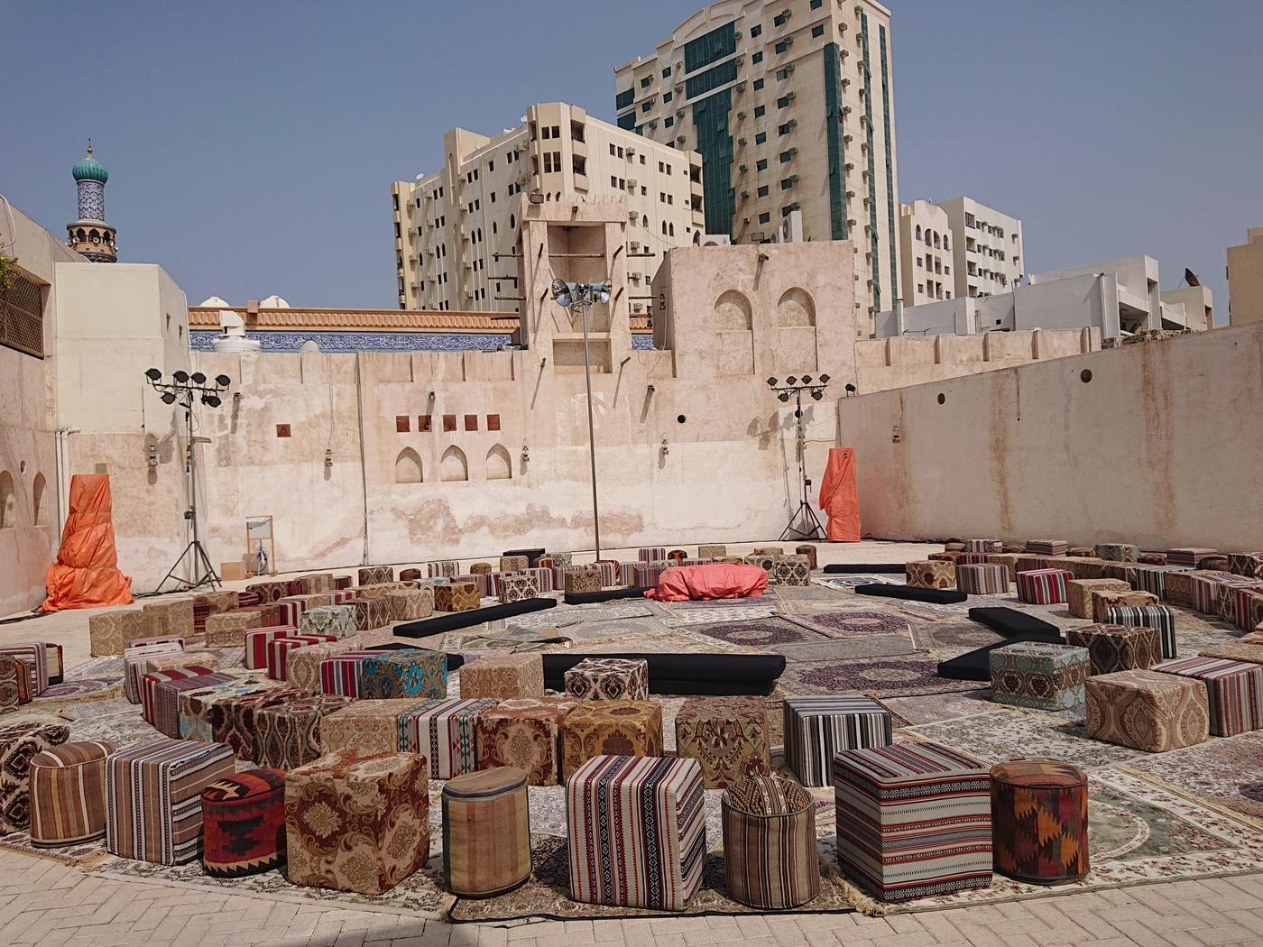 Sharjah, triple réflexion sur notre temps