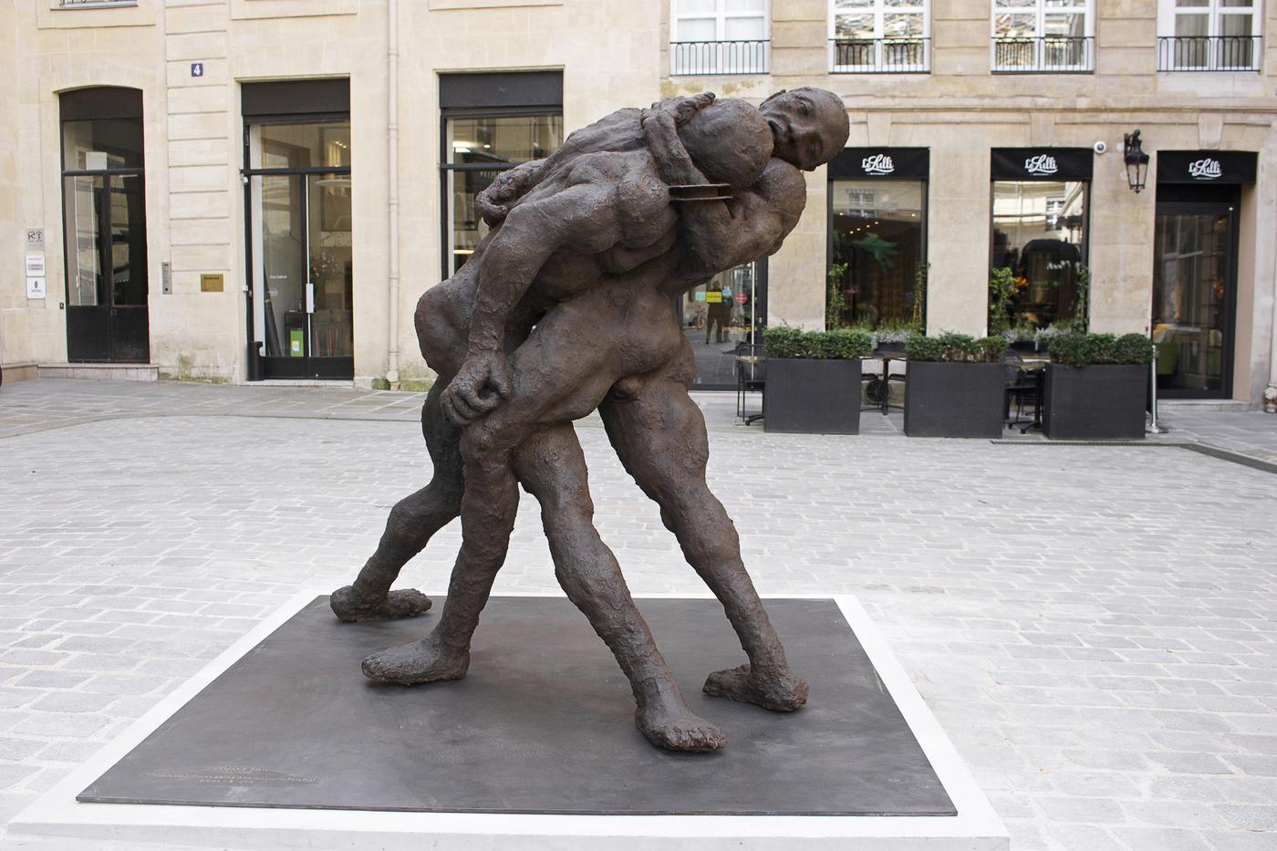 Ousmane Sow : une sculpture participative à Paris