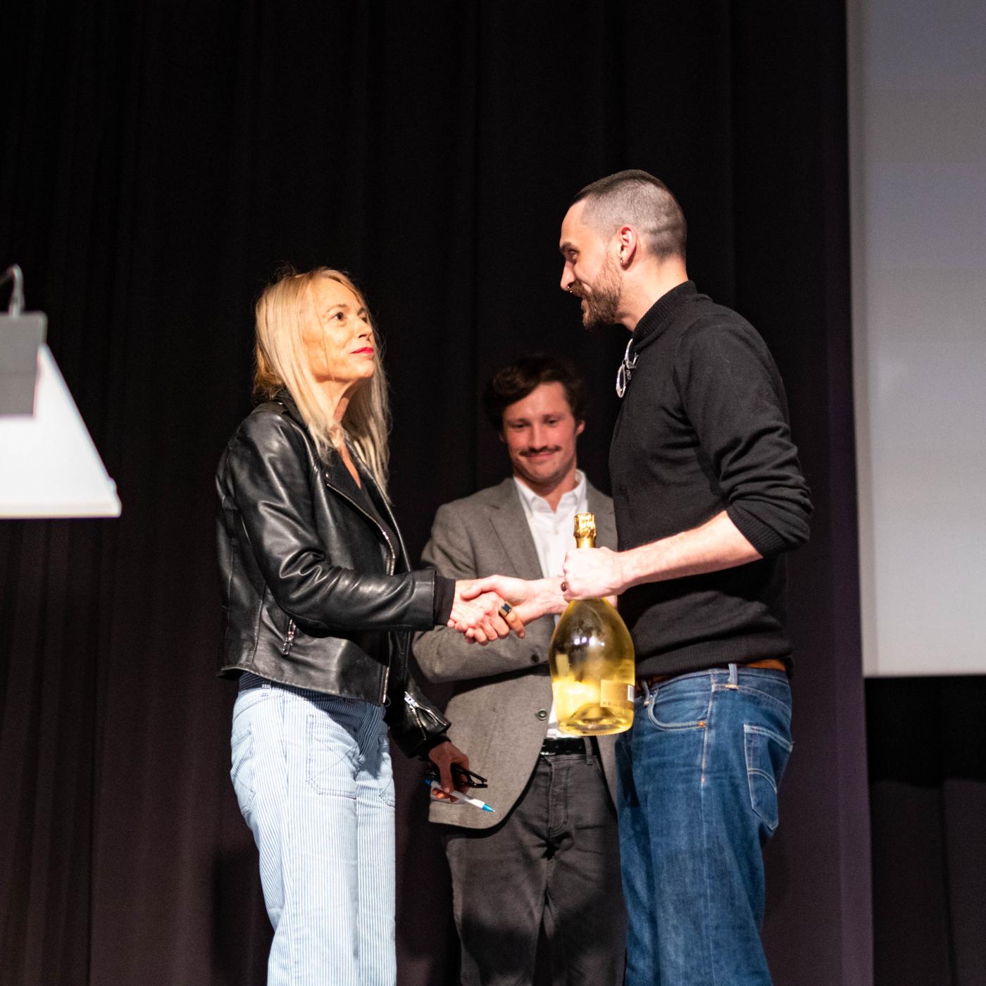 Laure Adler et Florian Gaité, lauréat du prix AICA 2019.