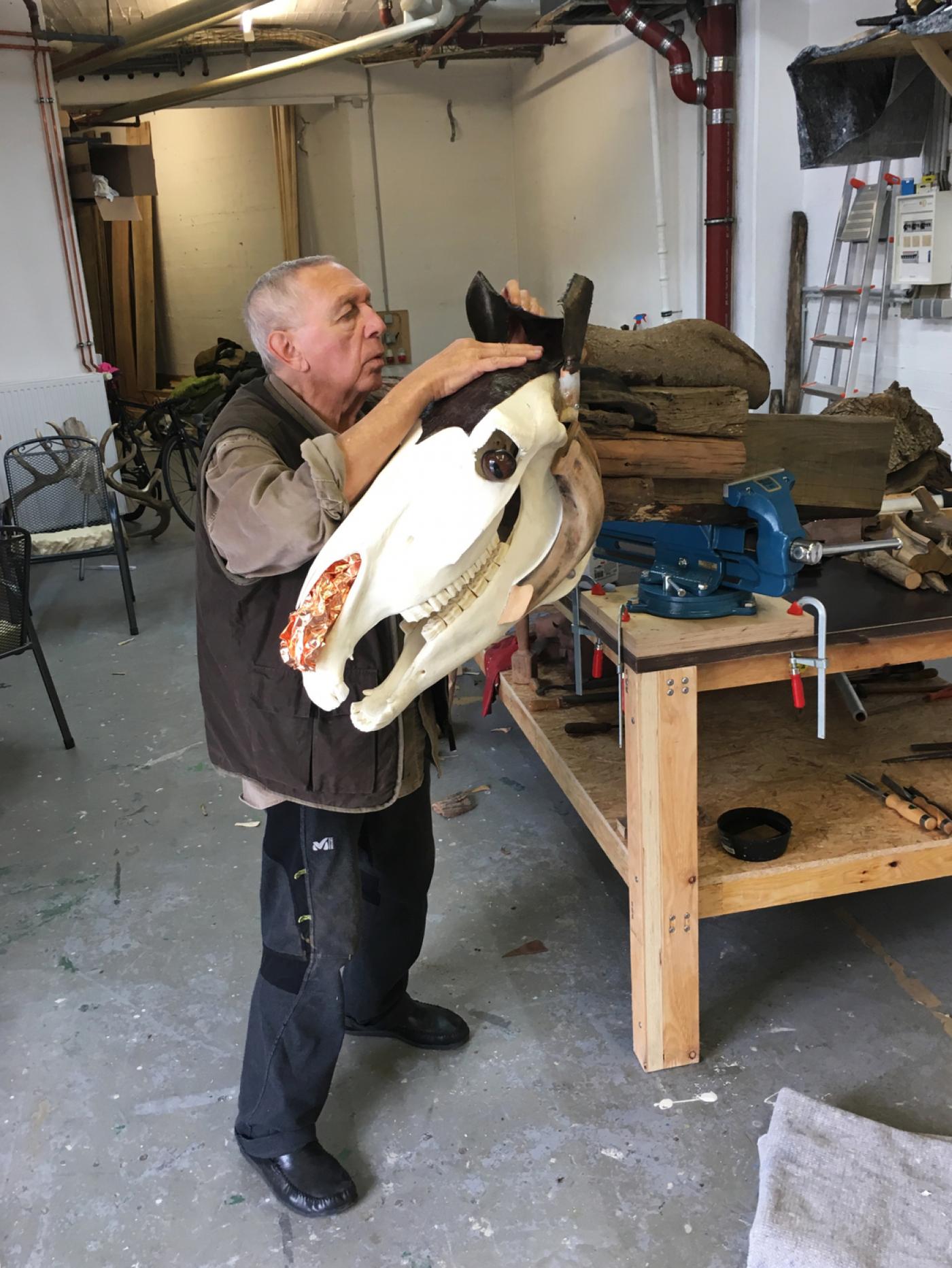 Jimmie Durham, Lion d'or de la Biennale de Venise pour l'ensemble de sa carrière