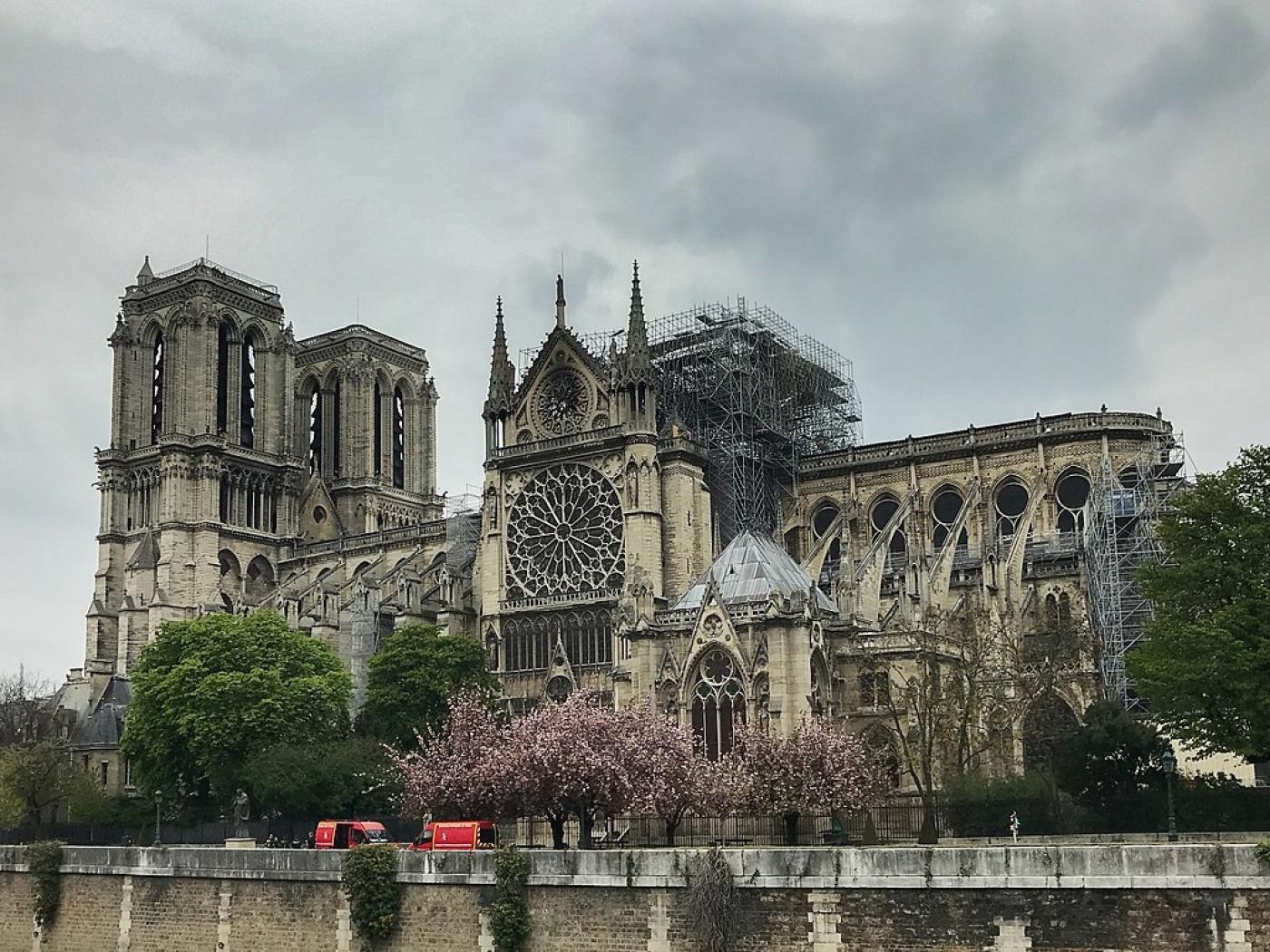 L’État doit-il rester son propre assureur ?